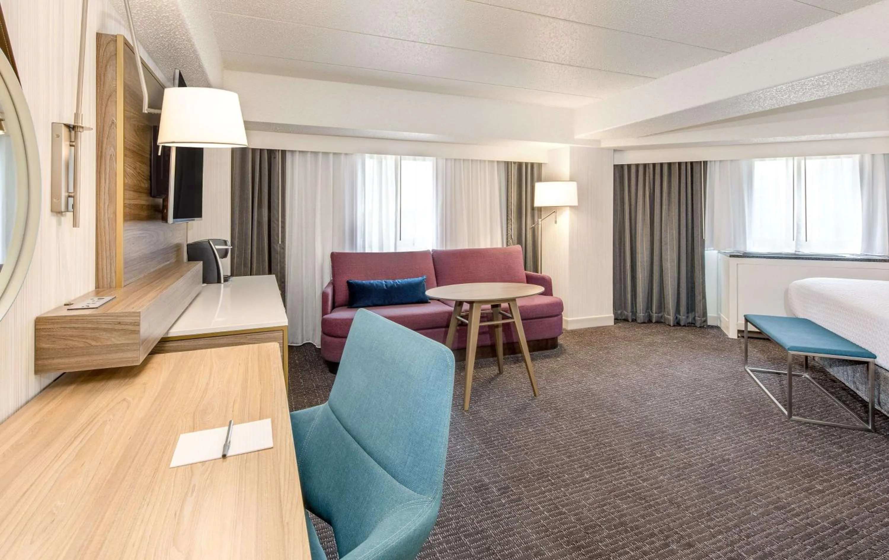 Bedroom, Bed in Sonesta Columbus Downtown