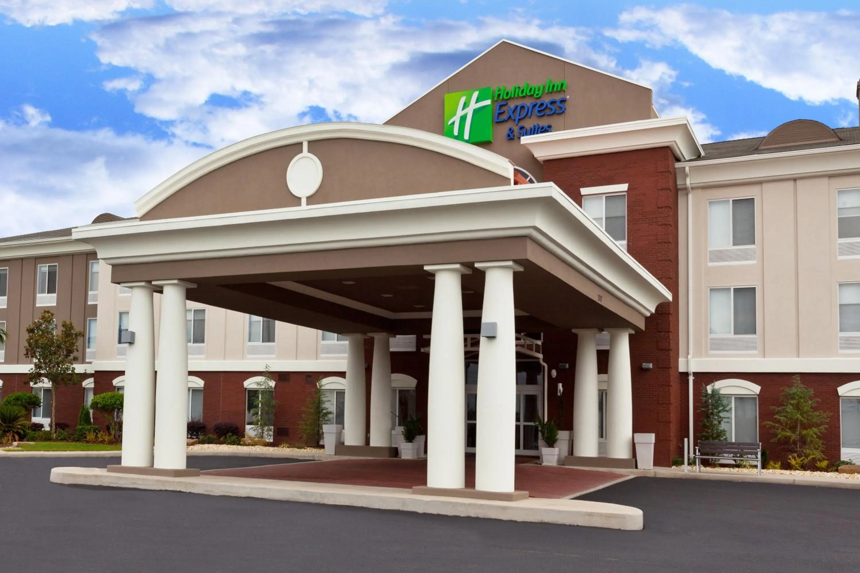 Property building in Holiday Inn Express Hotel & Suites Dothan North by IHG