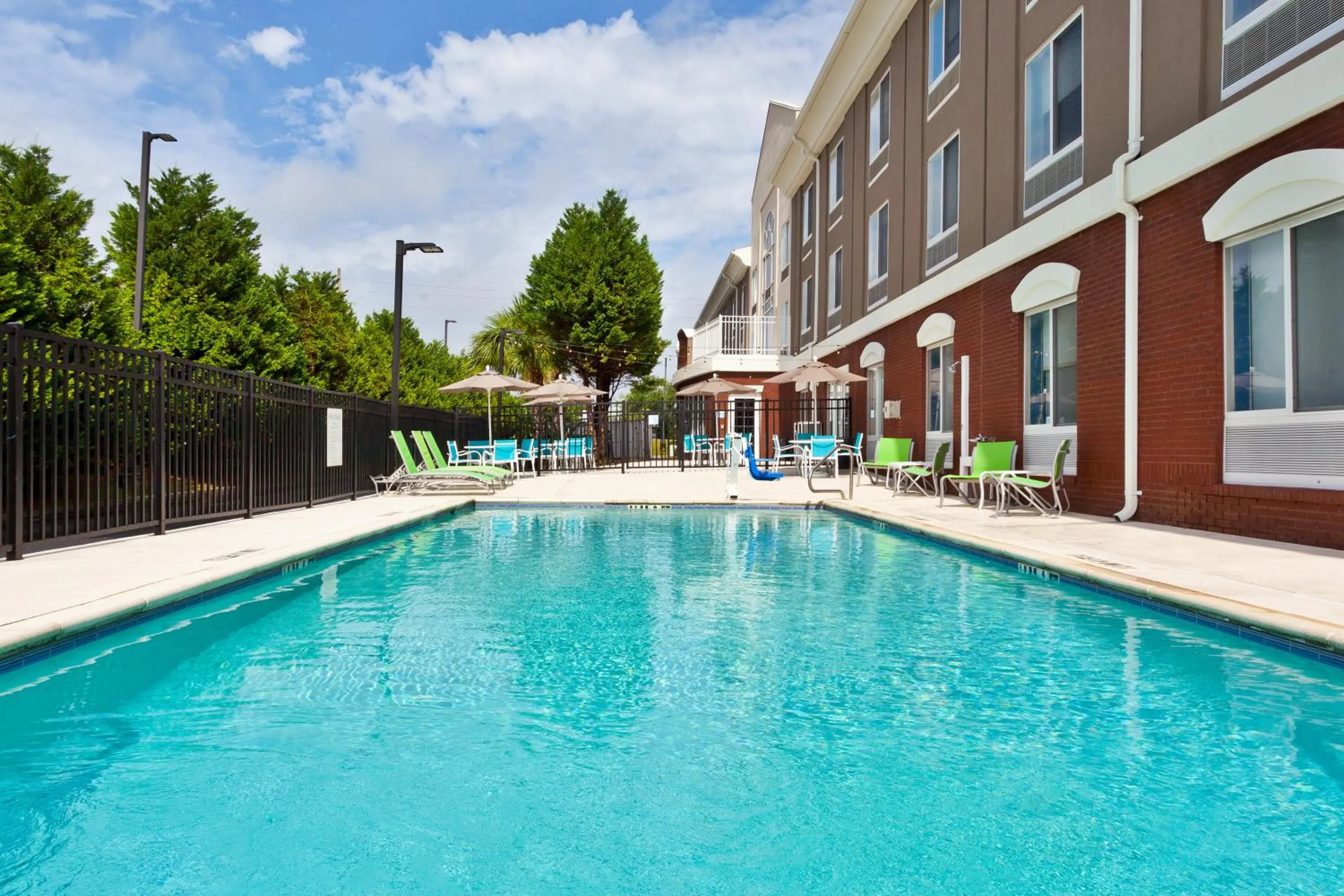 Swimming pool in Holiday Inn Express Hotel & Suites Dothan North by IHG
