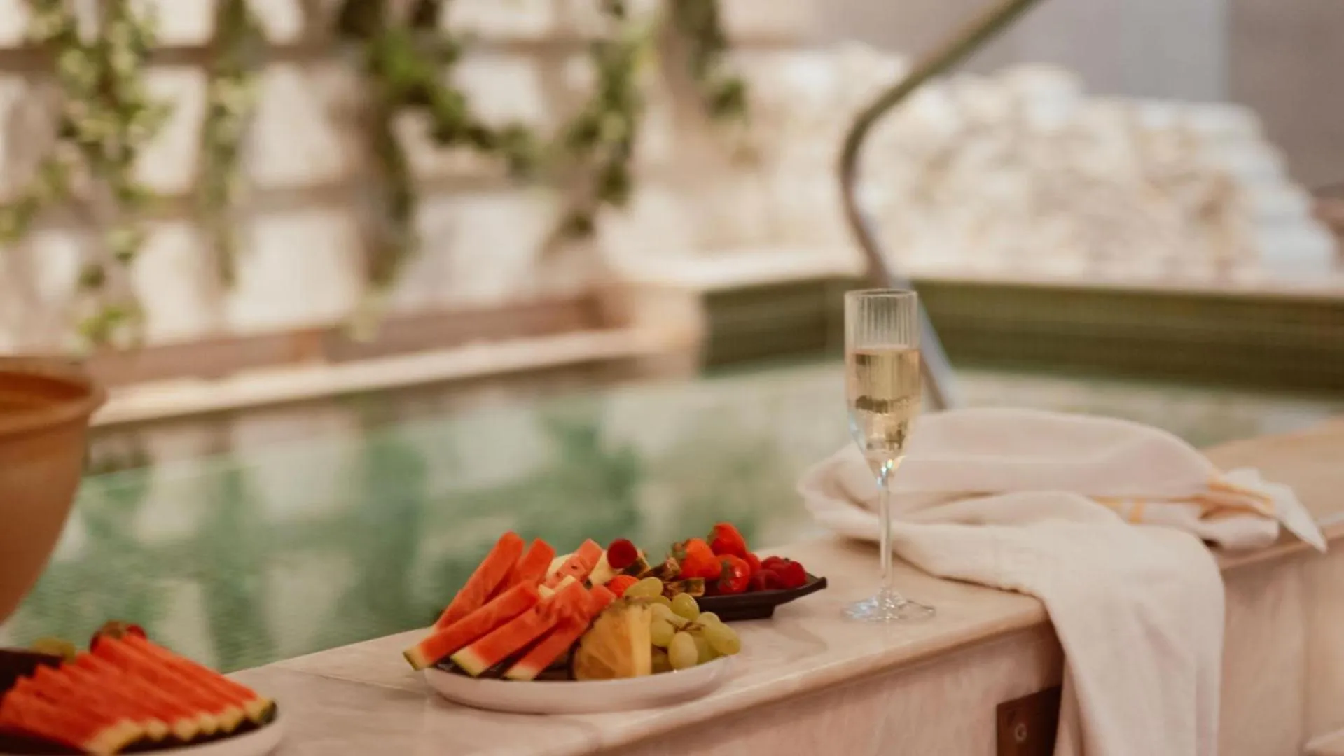 Restaurant/places to eat in Falkenberg Strandbad