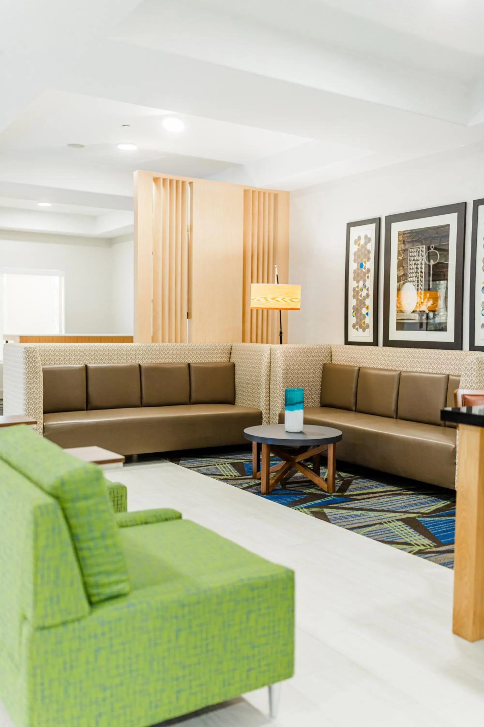 Lobby or reception in Holiday Inn Express Hotel & Suites Greenville by IHG