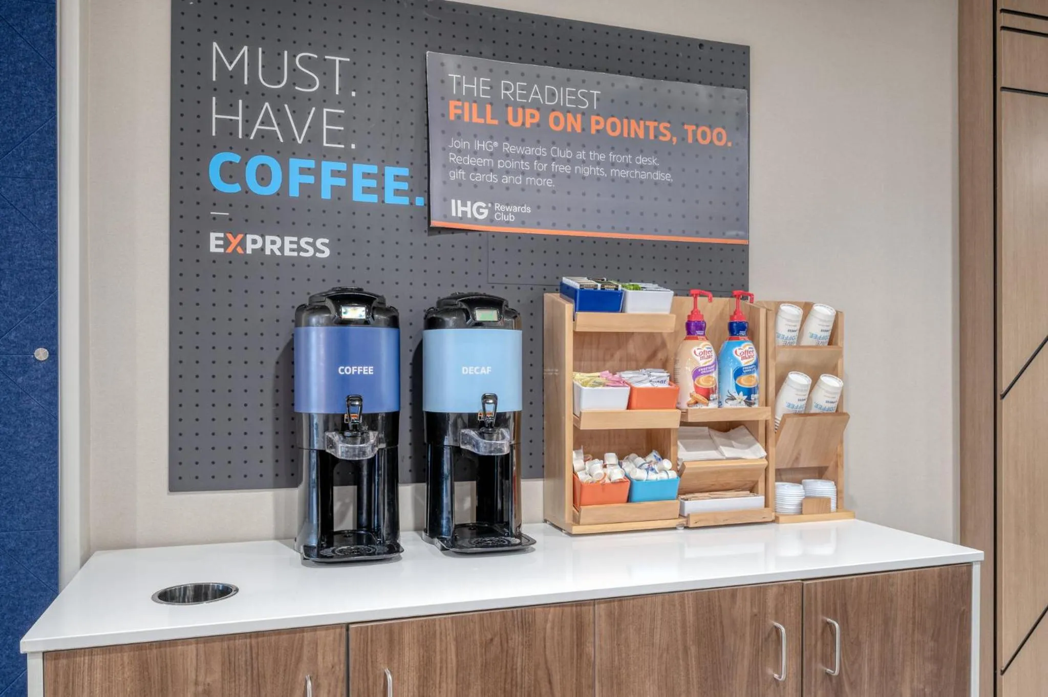 Photo of the whole room in Holiday Inn Express Hotel & Suites Columbus Airport by IHG