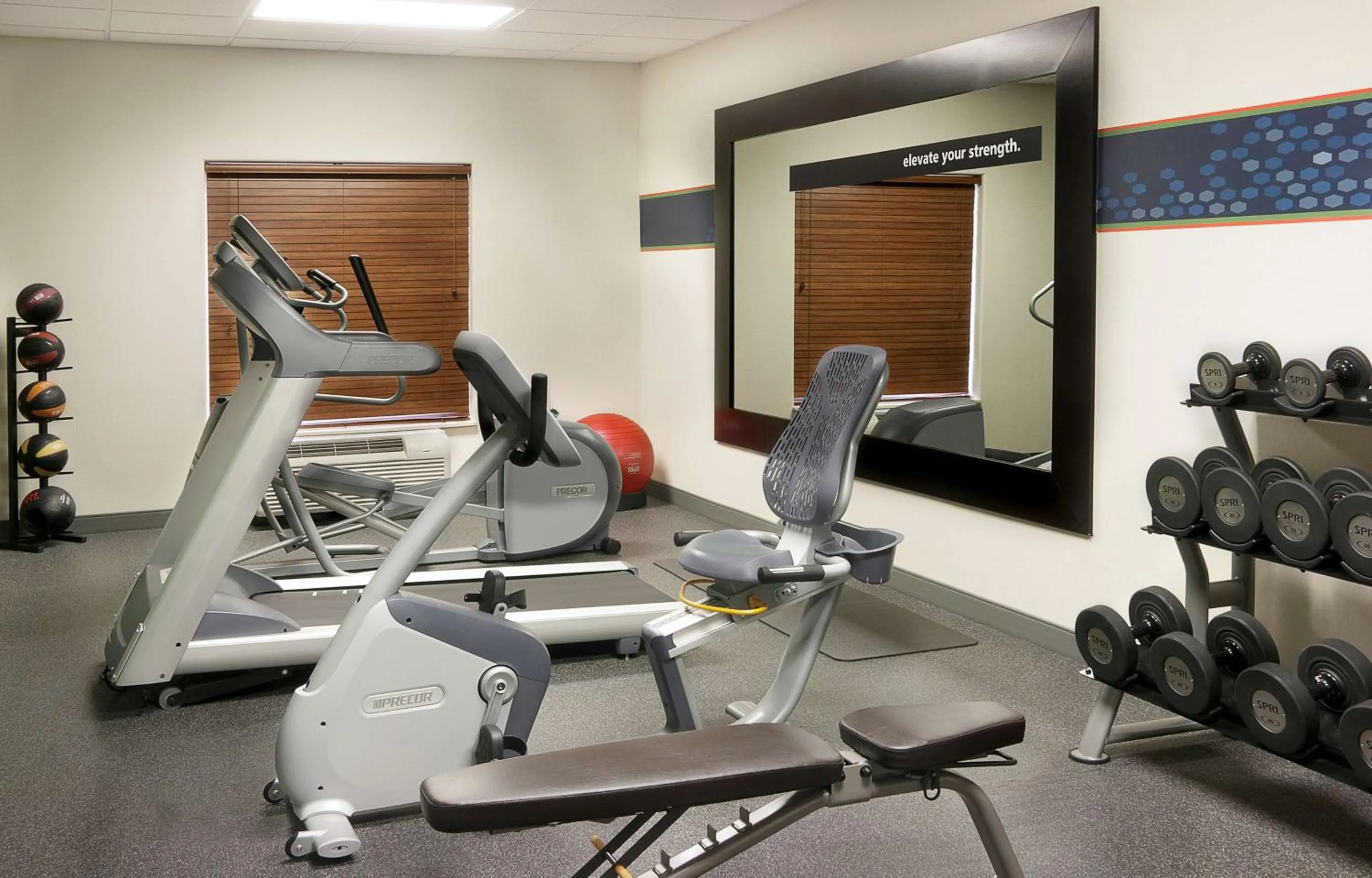 Fitness centre/facilities in Hampton Inn and Suites-Brownsville