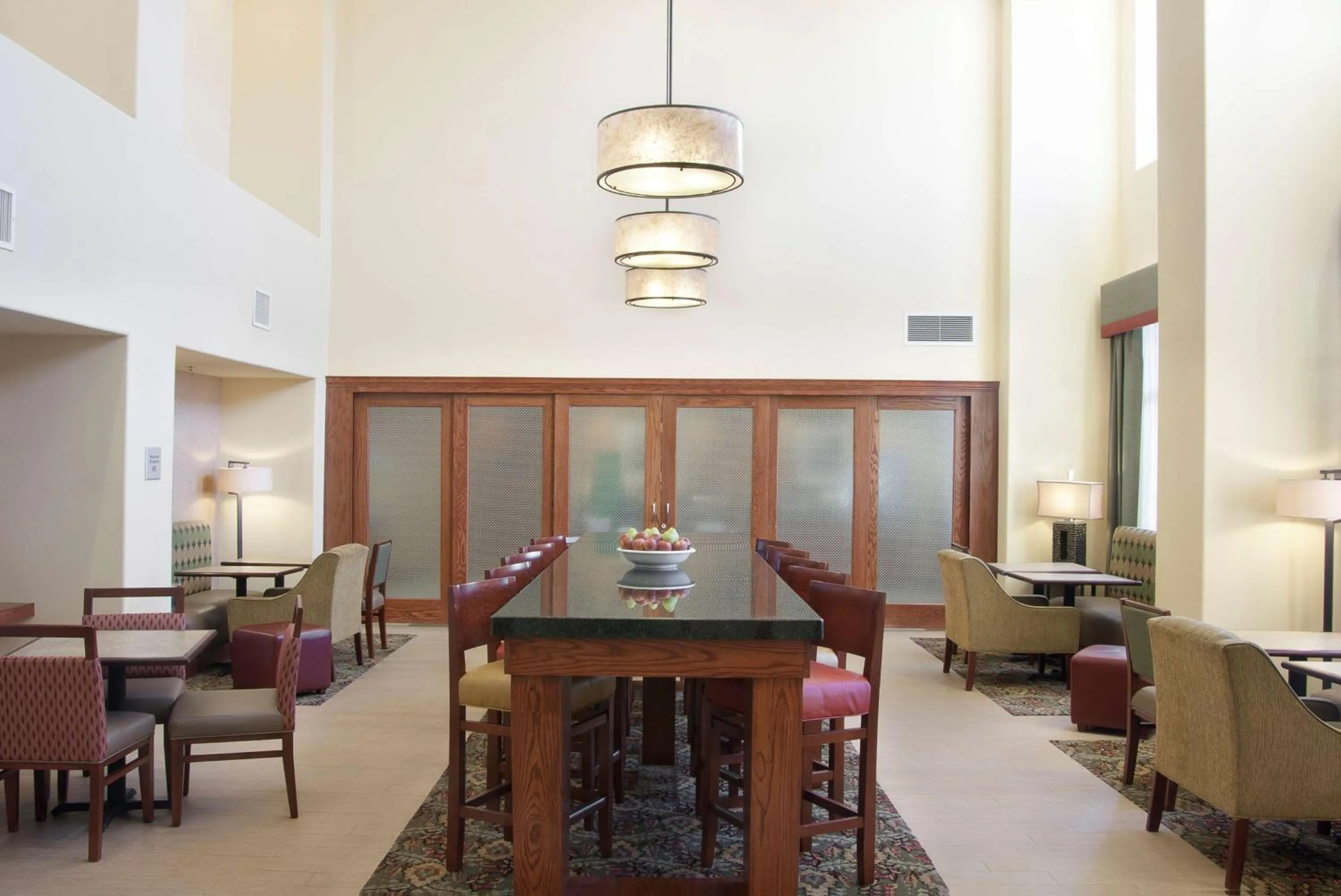 Lobby or reception in Hampton Inn and Suites-Brownsville