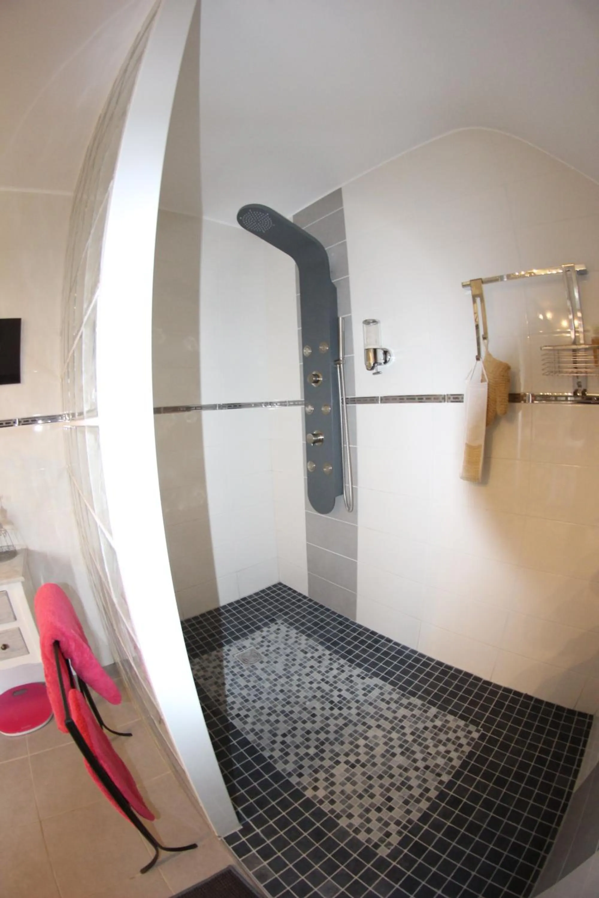 Shower in La maison de l'Odet