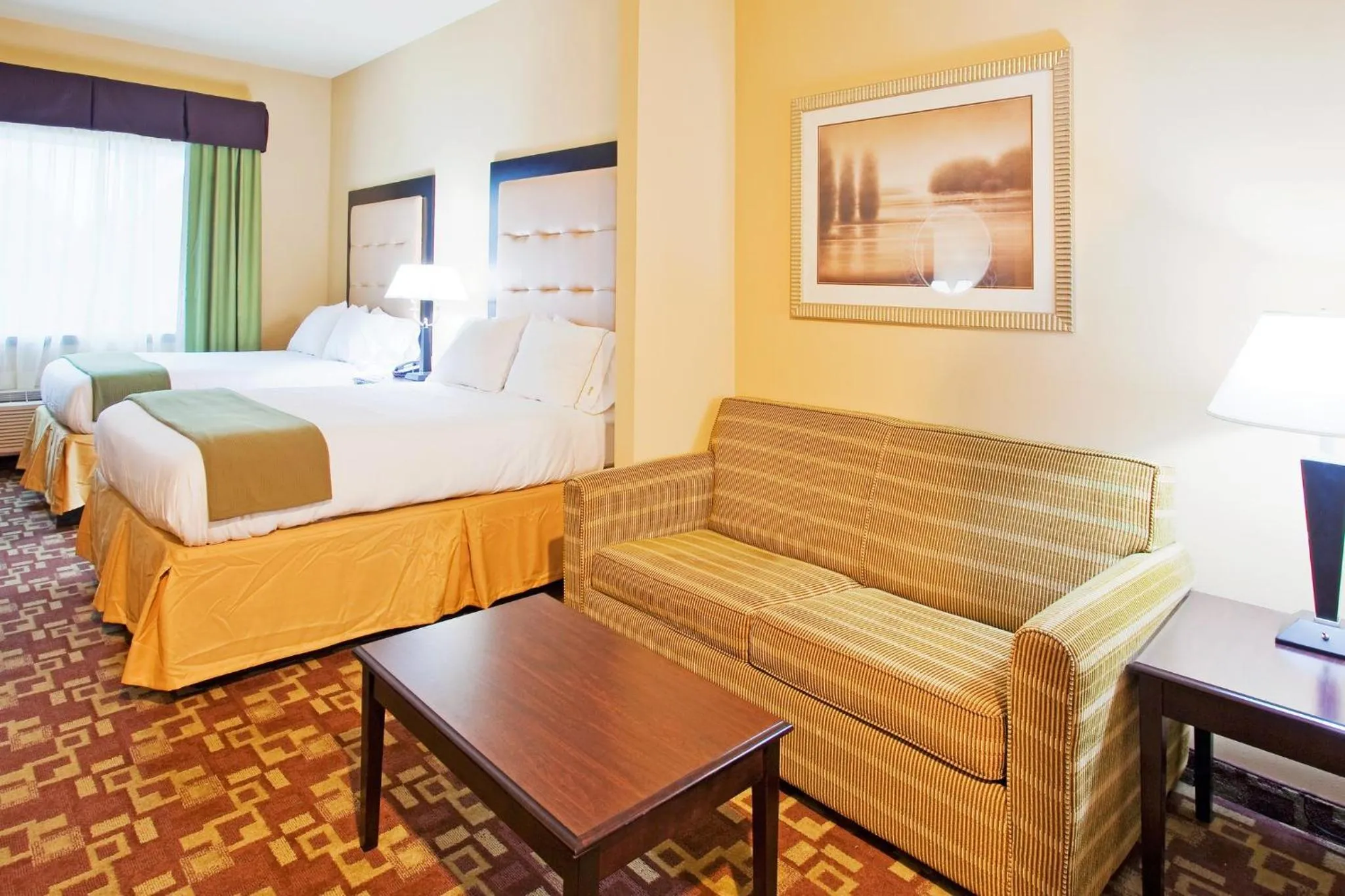 Bedroom, Bed in Holiday Inn Express Hotel & Suites Foley by IHG