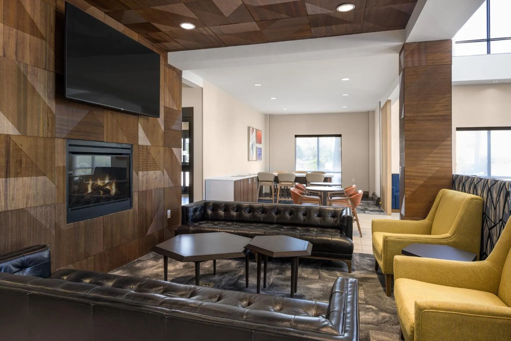 Property building in Holiday Inn Express Belgrade-Bozeman Area by IHG