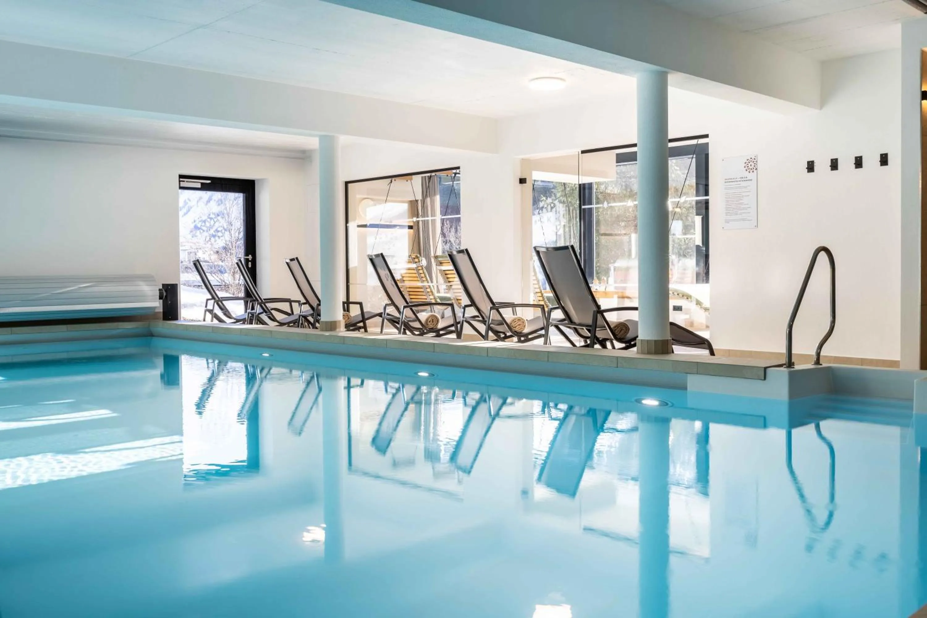 Swimming pool in Alpenhotel DAS KÜREN