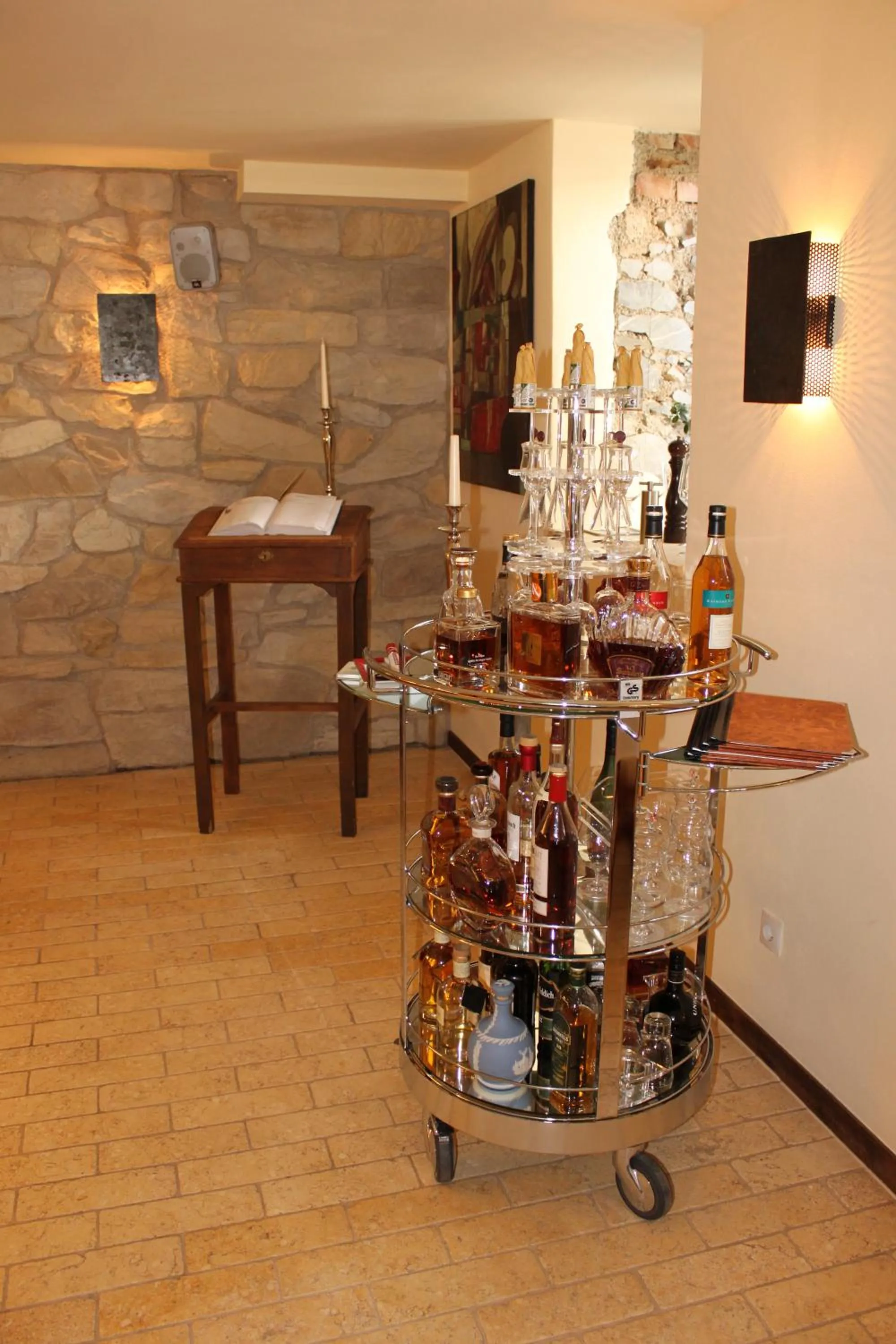Lounge or bar in Romantik Hotel Chalet am Kiental