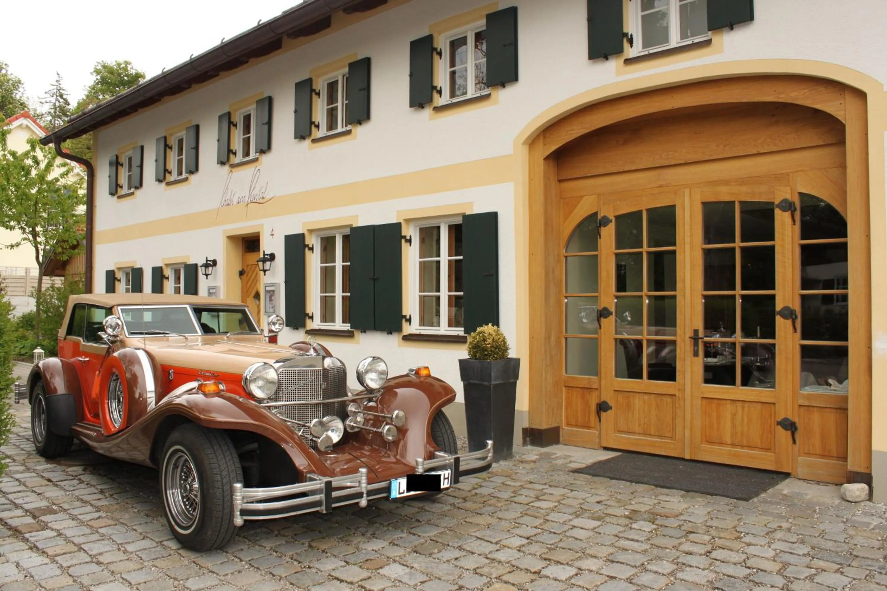 Facade/entrance in Romantik Hotel Chalet am Kiental