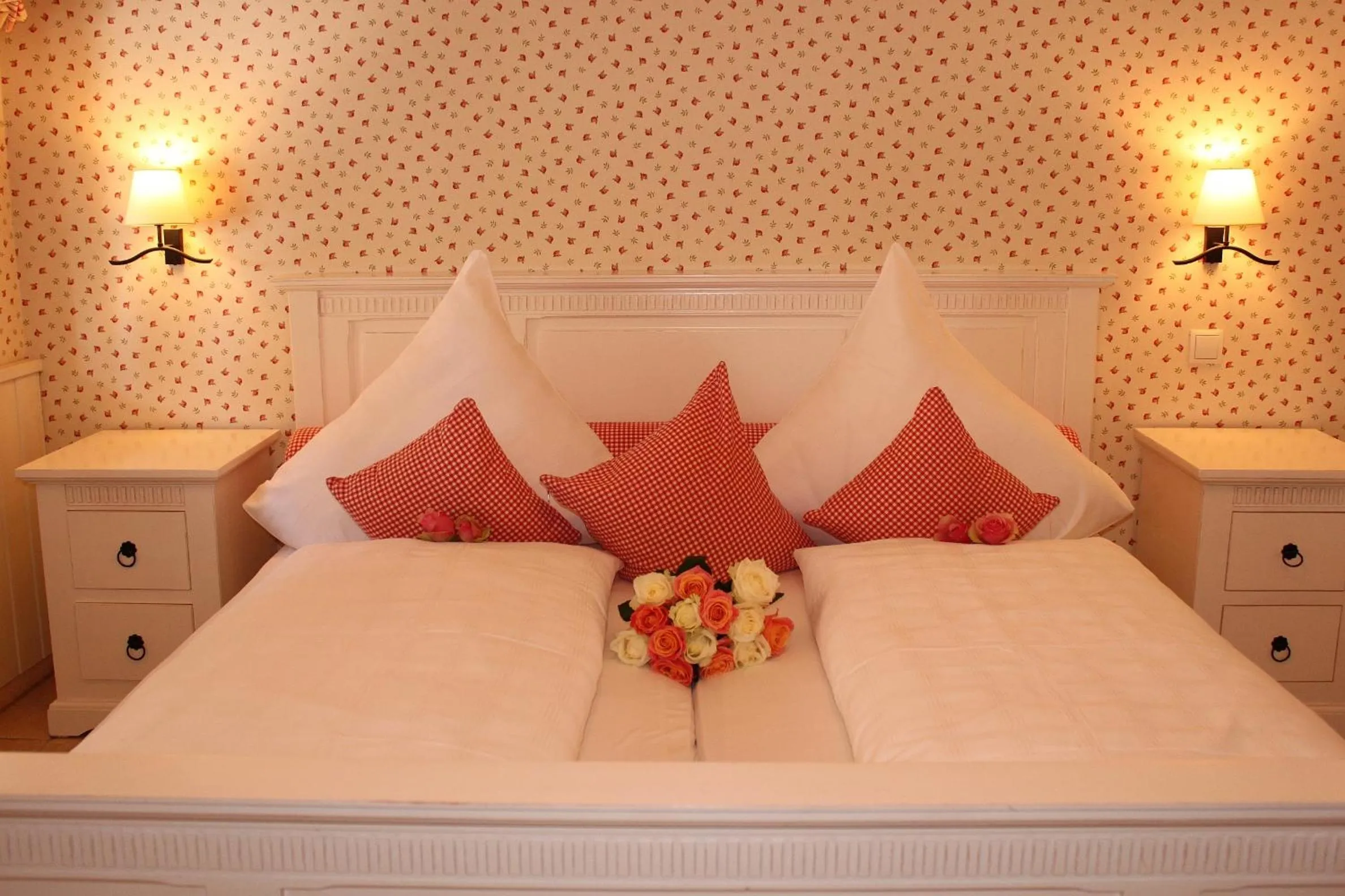 Photo of the whole room, Bed in Romantik Hotel Chalet am Kiental