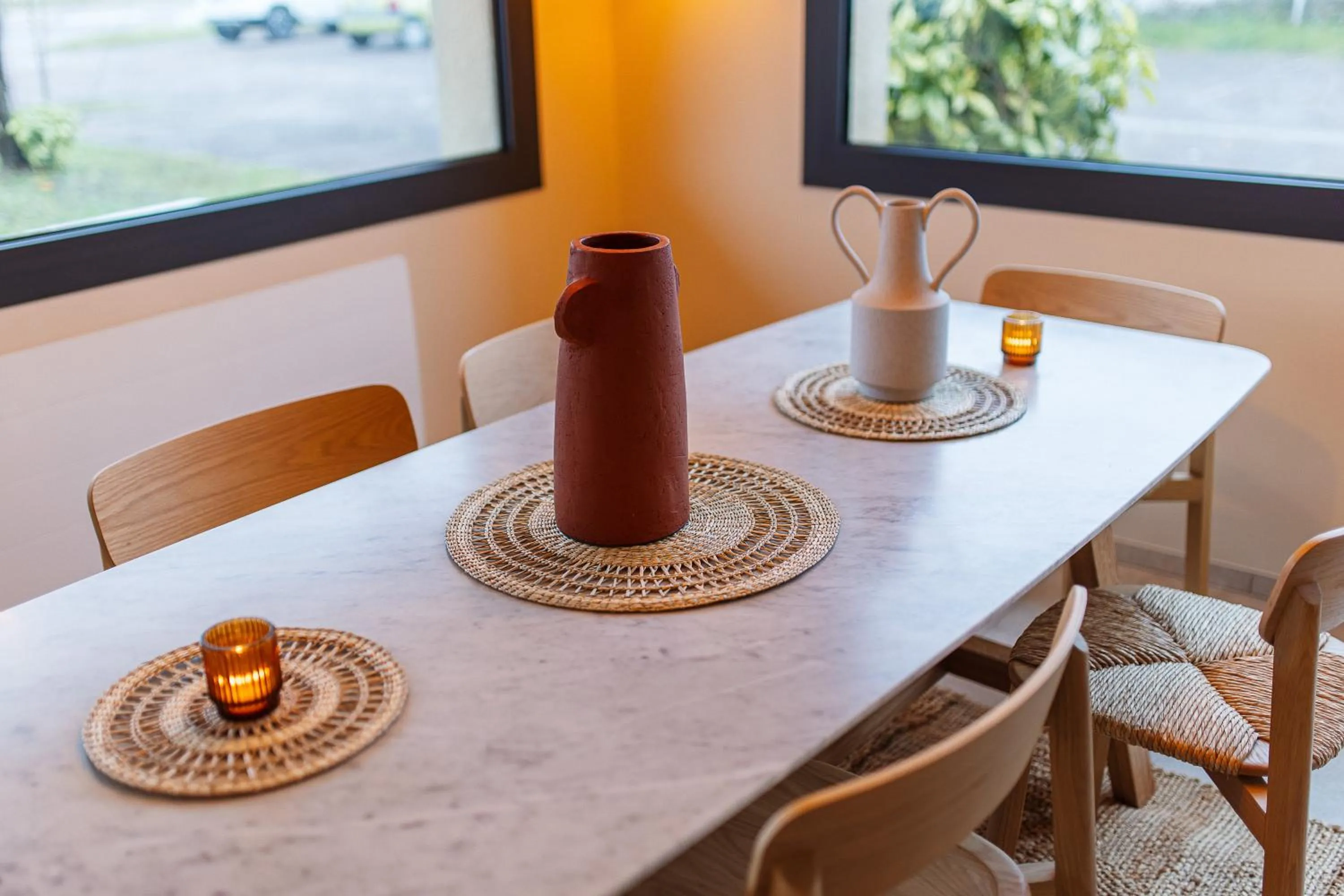 Restaurant/places to eat in Hotel Bhoma Troyes