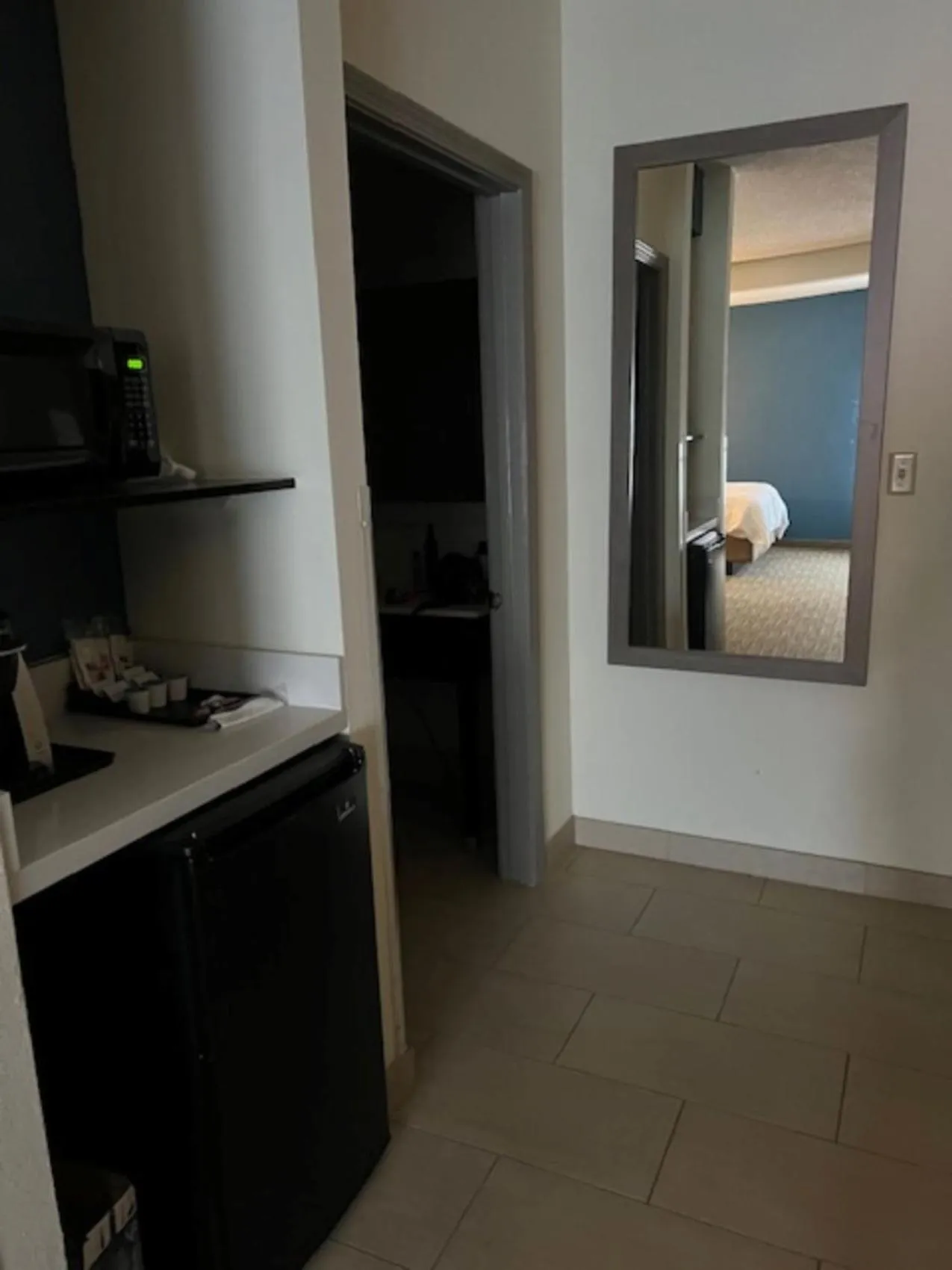 Bedroom in Holiday Inn Express Hotel & Suites Fort Payne by IHG