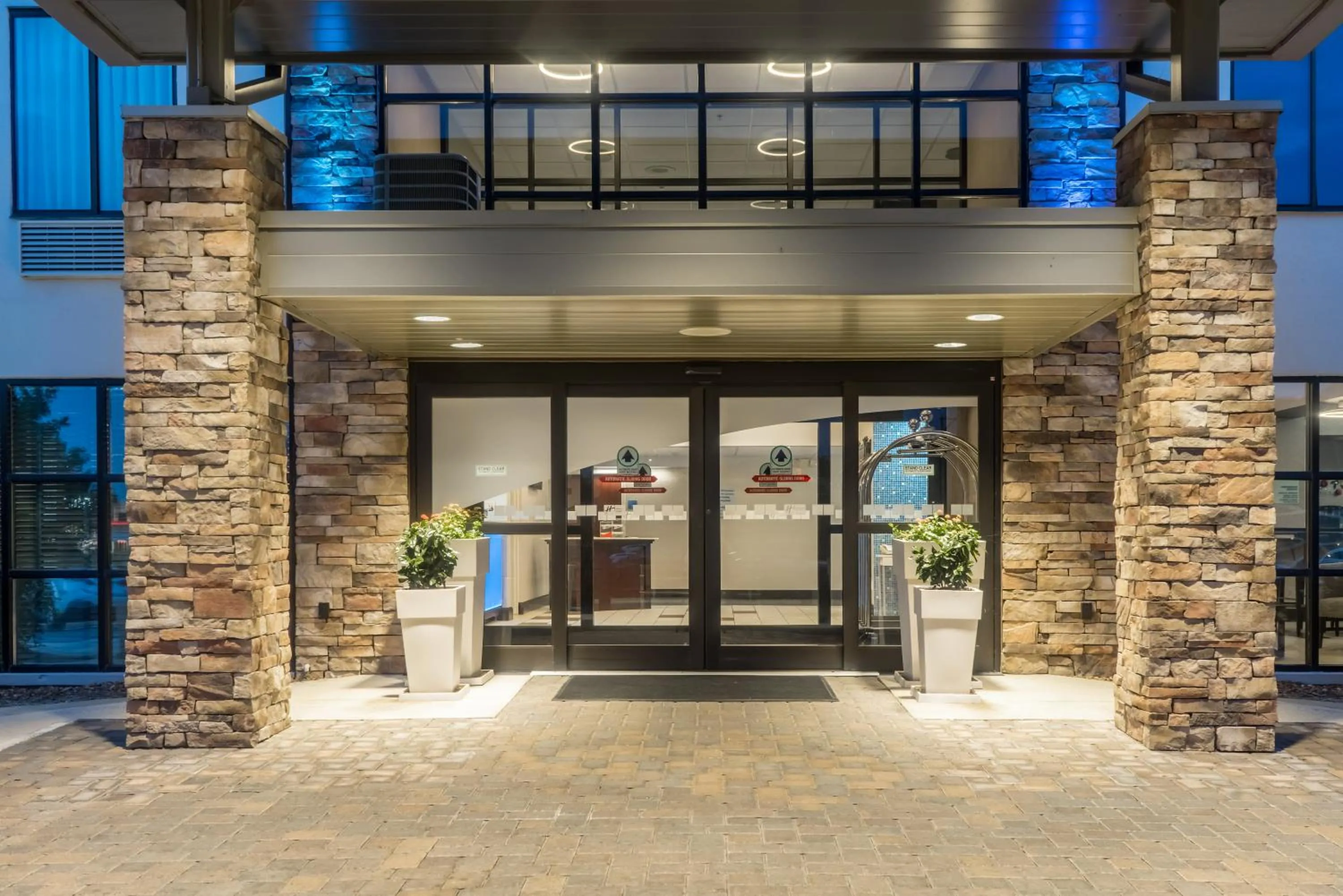 Property building in Holiday Inn Express Hotel & Suites Fort Payne by IHG