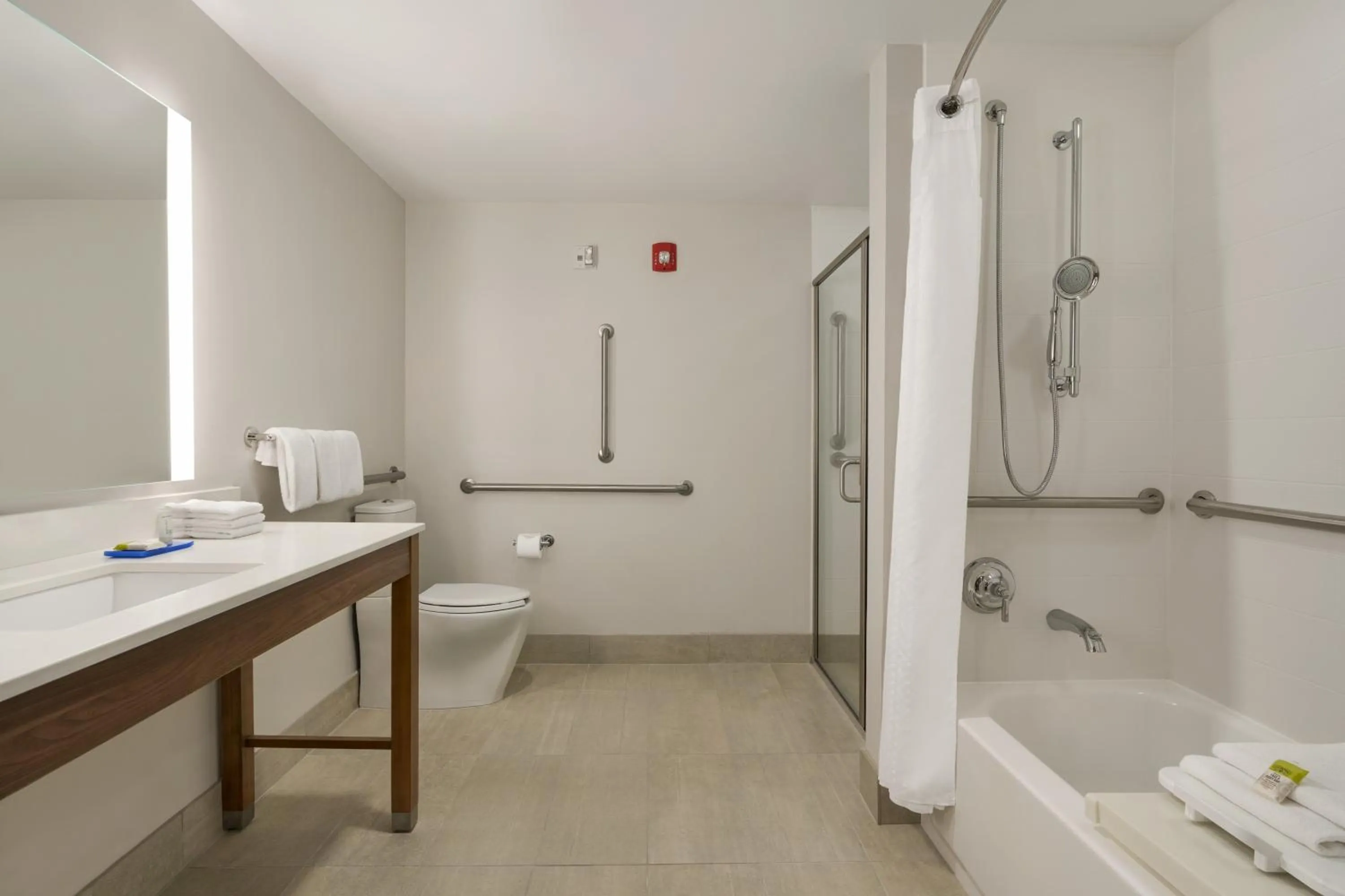Bathroom in Holiday Inn Express Hotel & Suites Mount Pleasant - Charleston by IHG