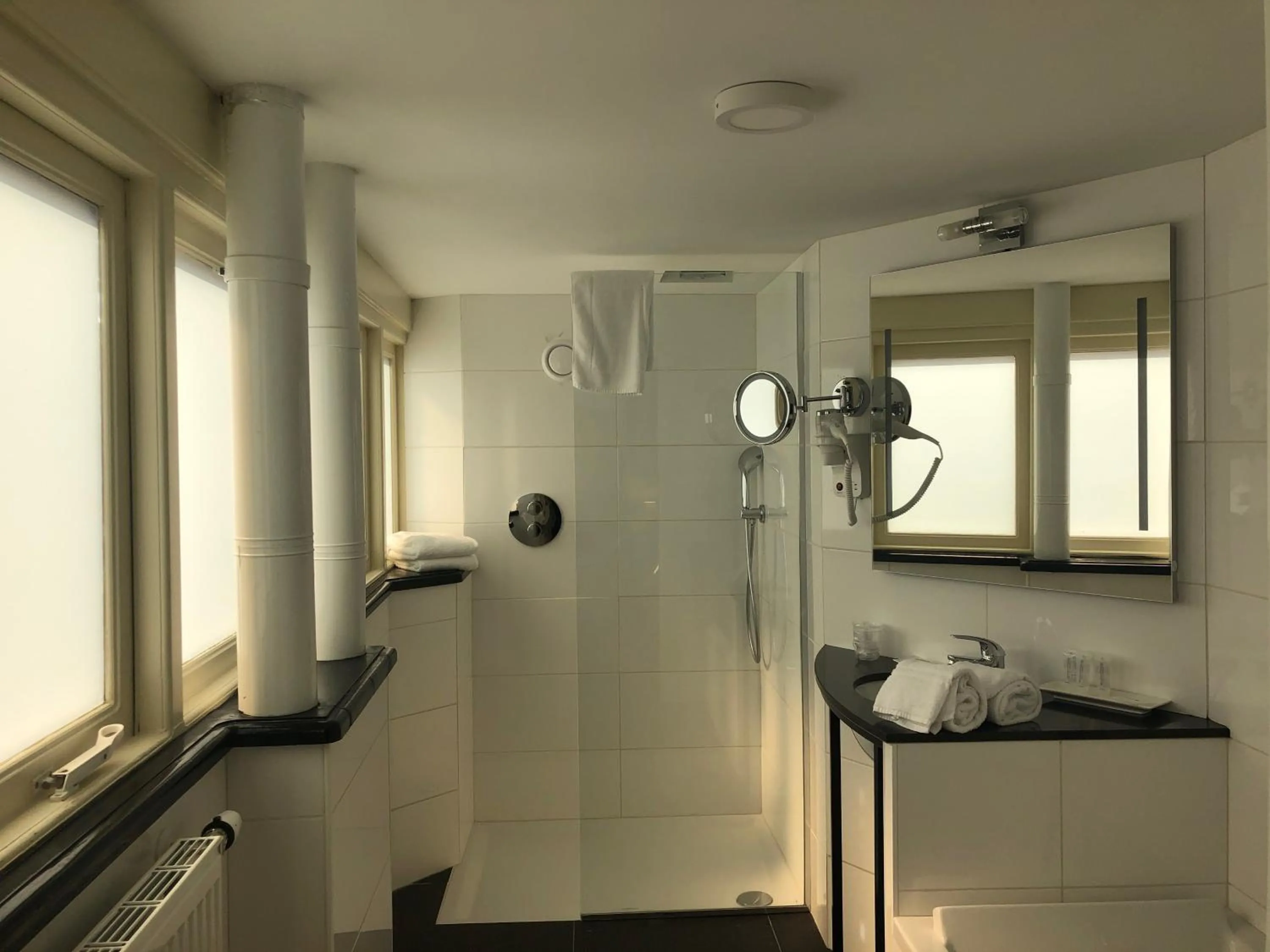 Bathroom in De Gulden Waagen