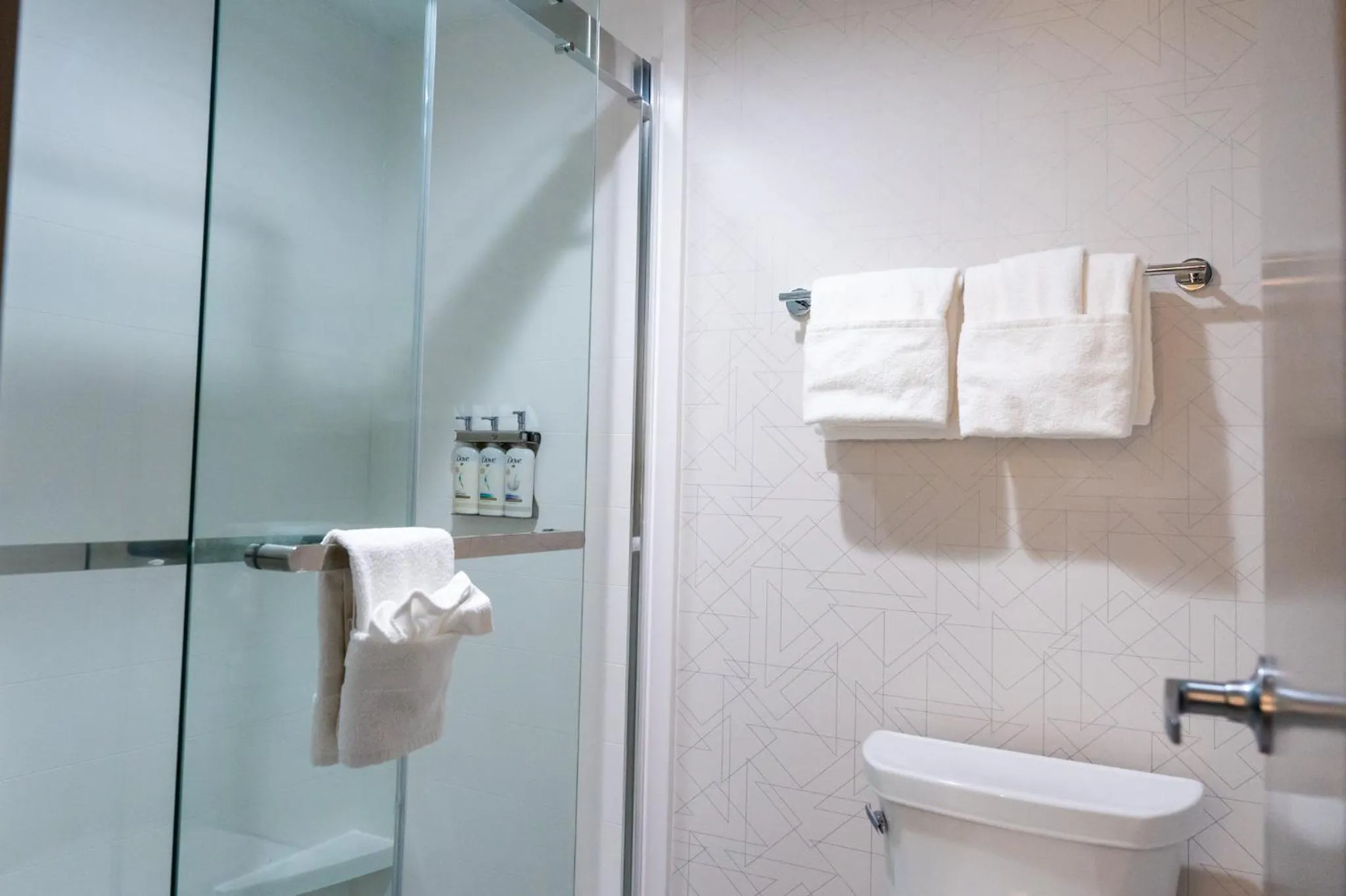 Photo of the whole room in Holiday Inn Express Frazer - Malvern by IHG