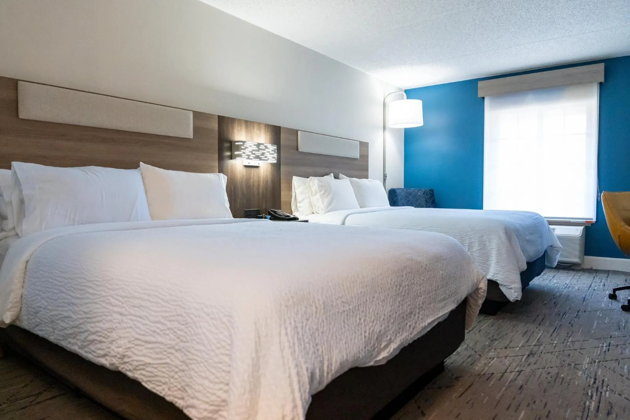 Photo of the whole room, Bed in Holiday Inn Express Frazer - Malvern by IHG