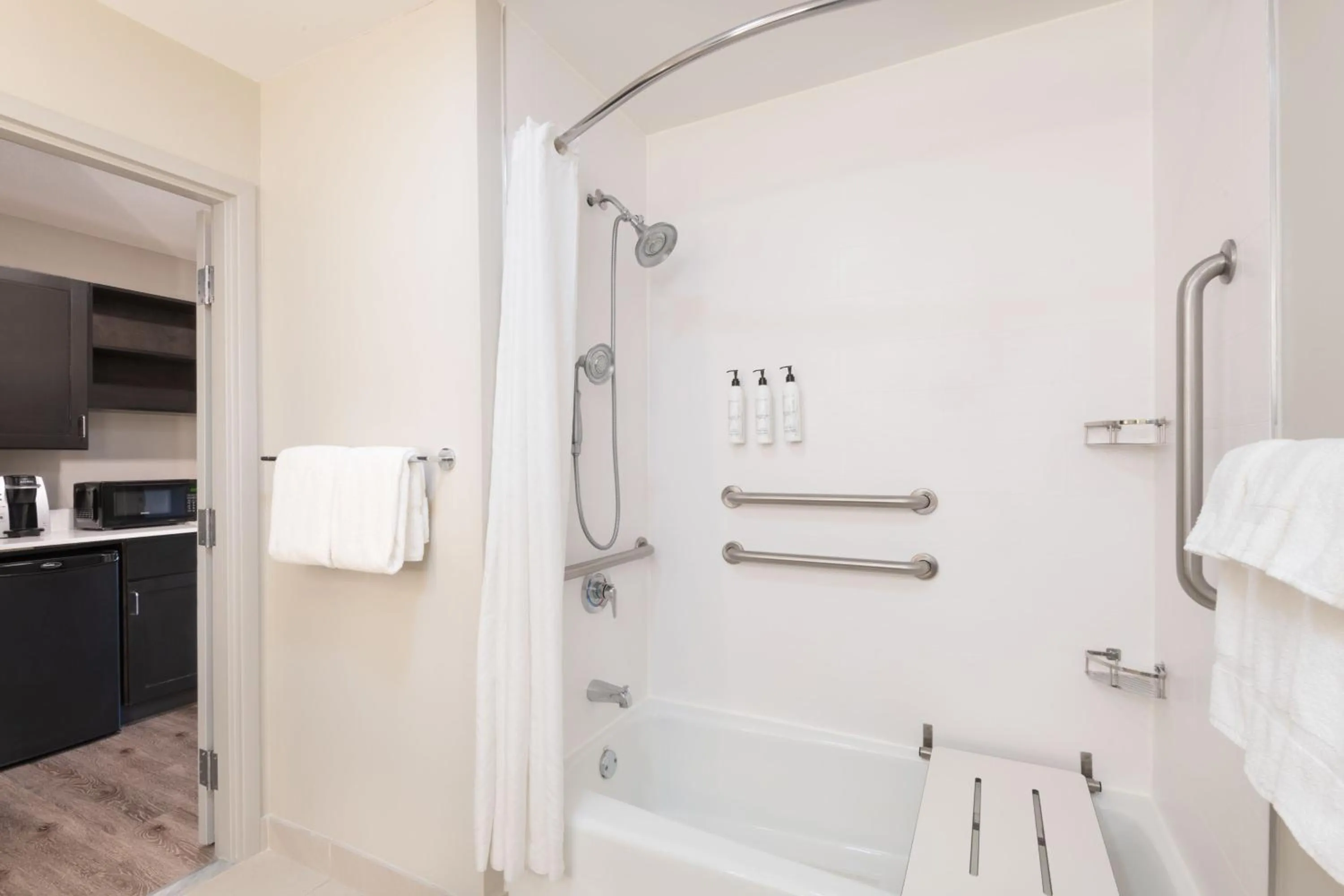 Bathroom in Springhill Suites by Marriott Conyers