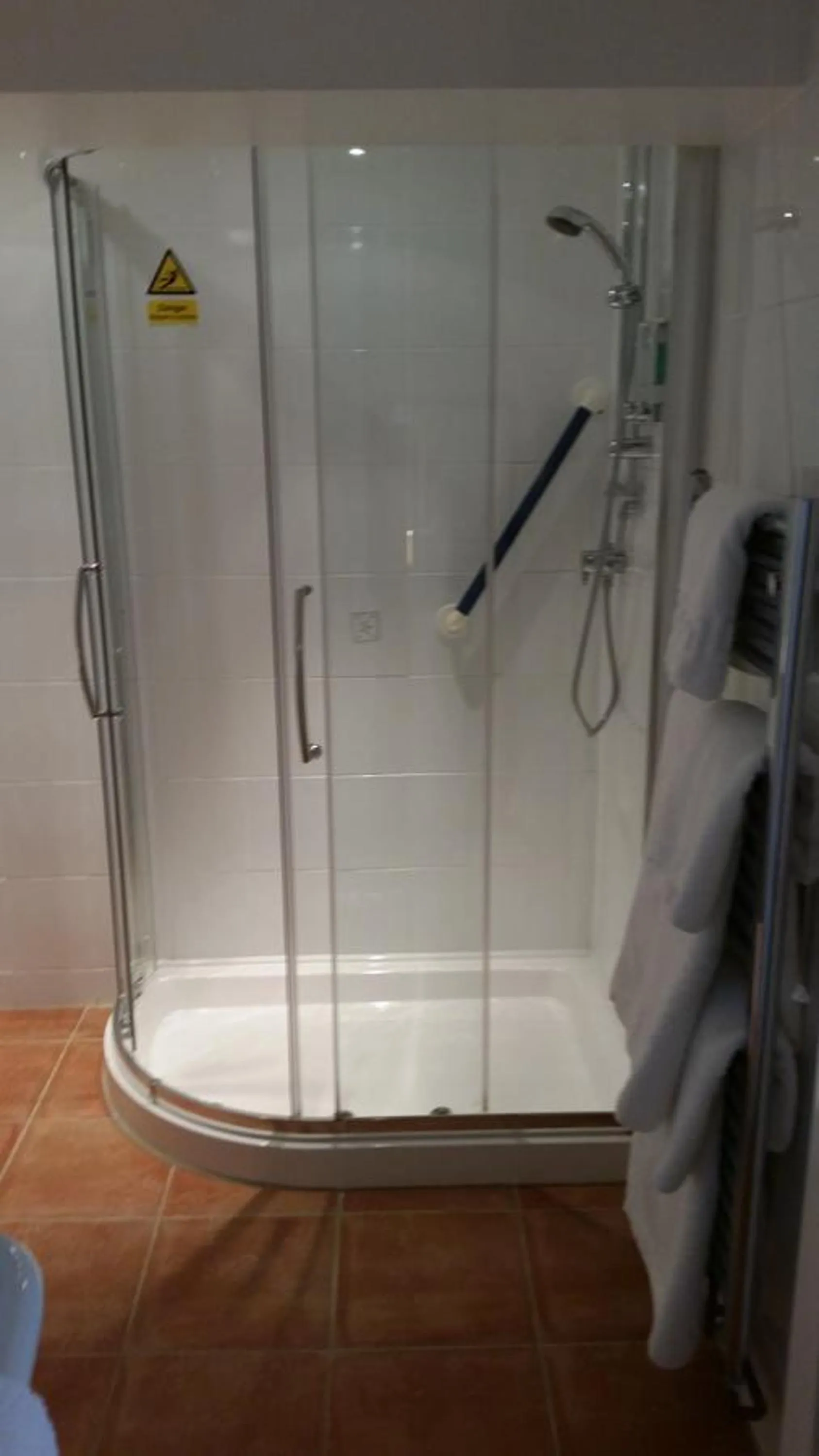 Shower in Chilton Villa B&B