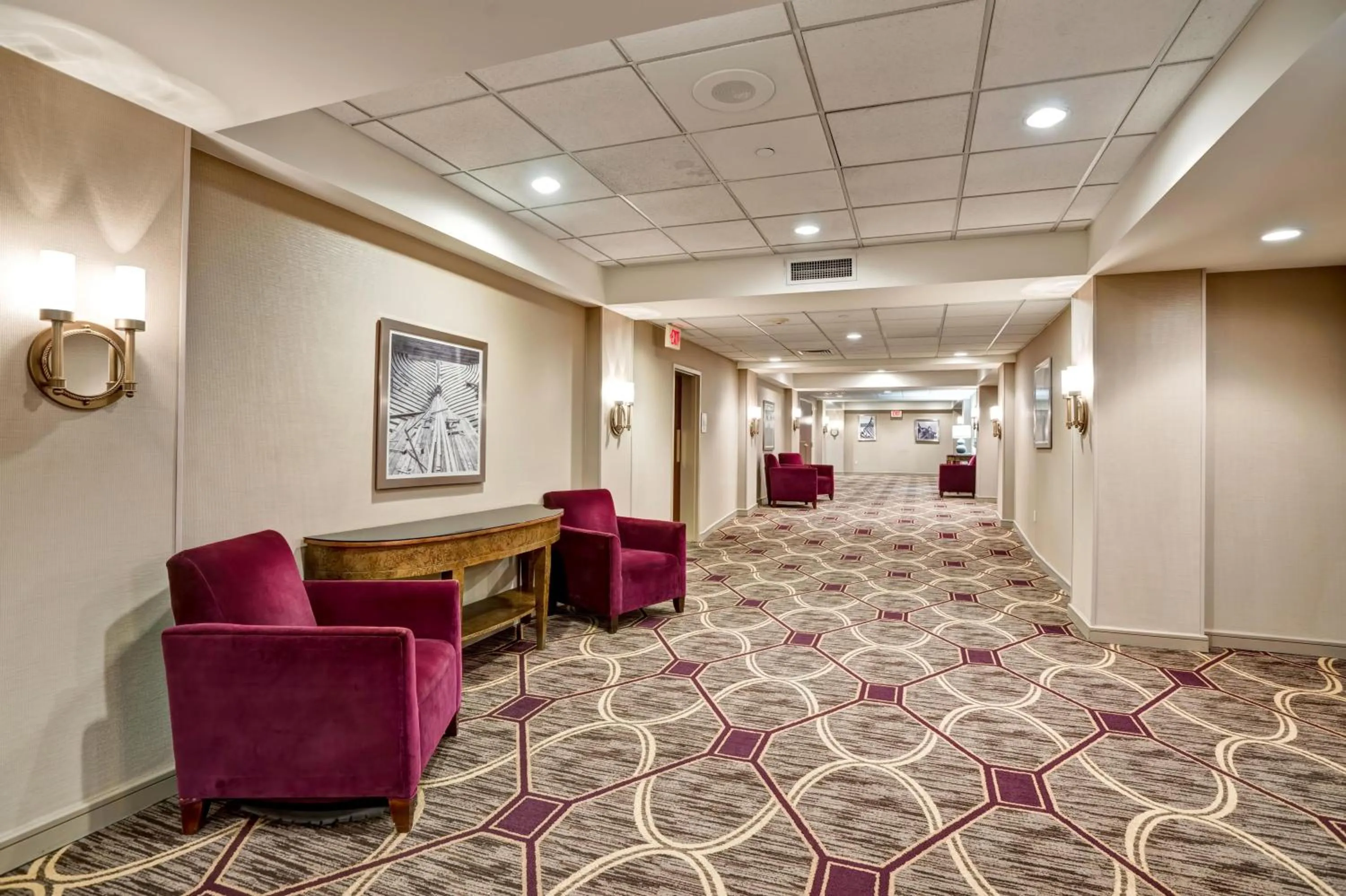 Lobby or reception in DoubleTree by Hilton Downtown Wilmington - Legal District