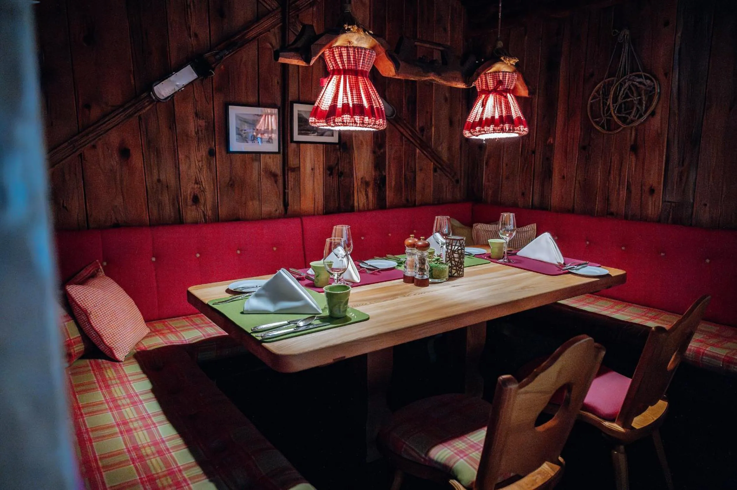 Restaurant/places to eat in Hotel Goldener Berg