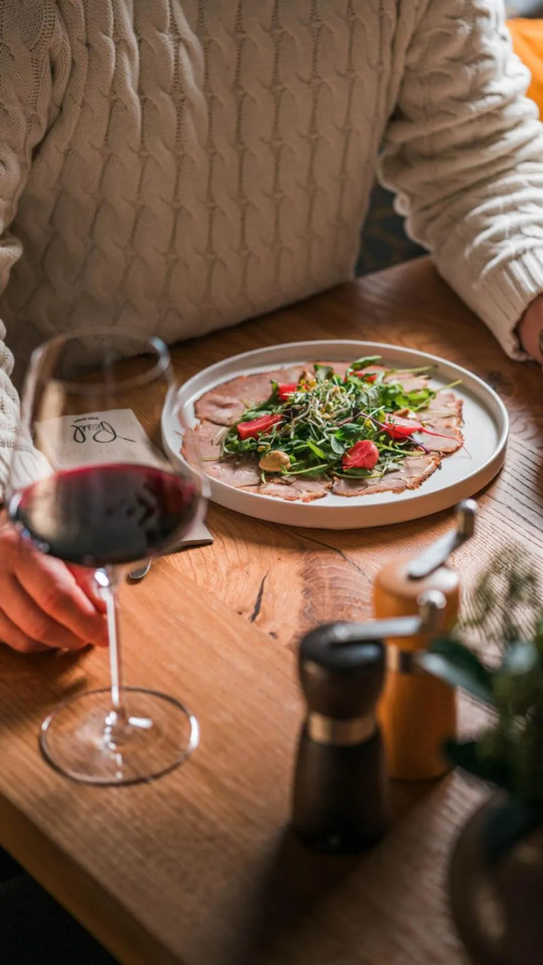 Restaurant/places to eat in Hotel Peter