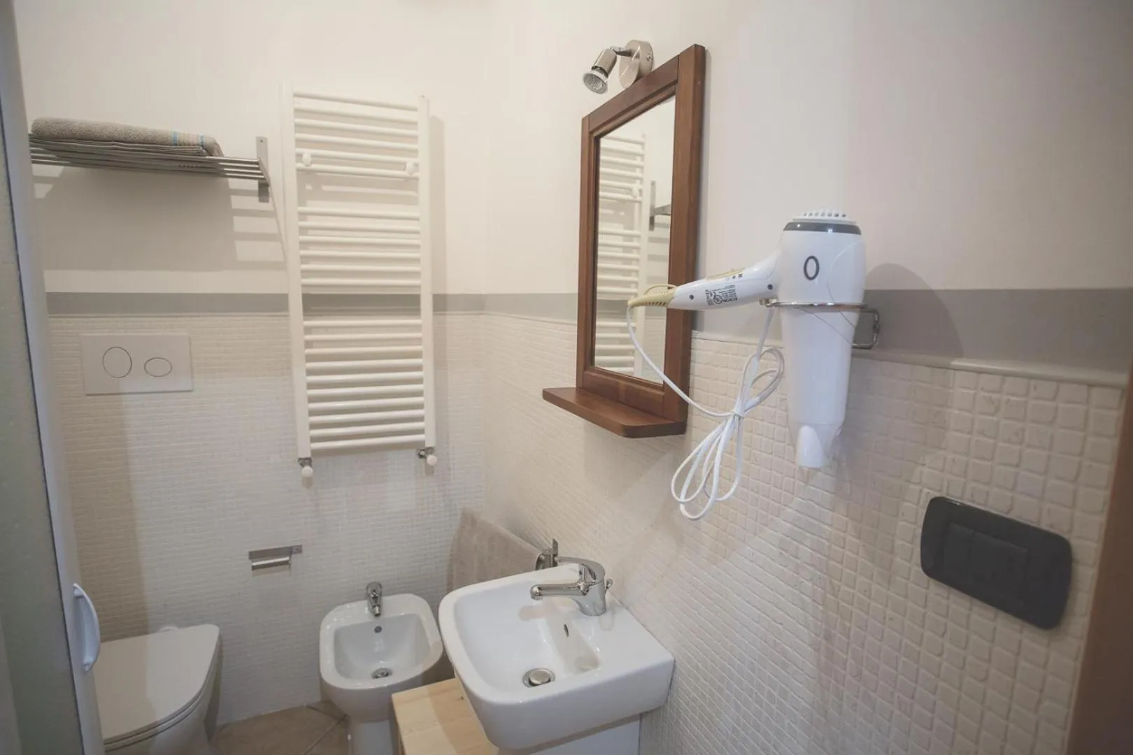 Shower in Villa Malù Città Sant Angelo camere confortevoli e parcheggio gratuito