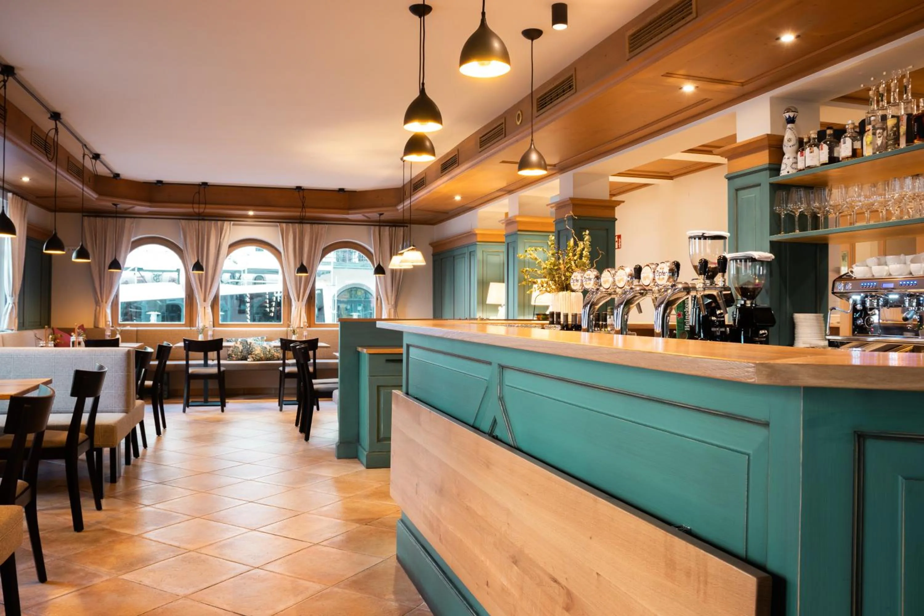 Restaurant/places to eat in Hotel Weisser Bär