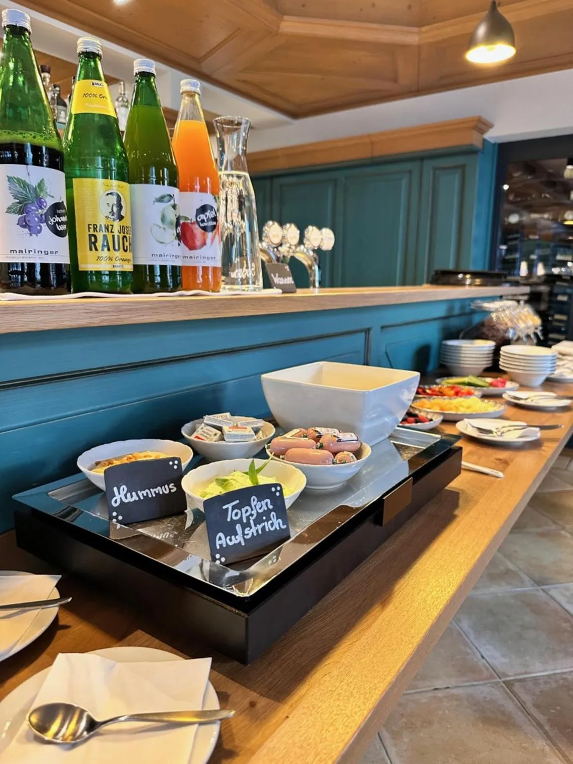 Breakfast in Hotel Weisser Bär