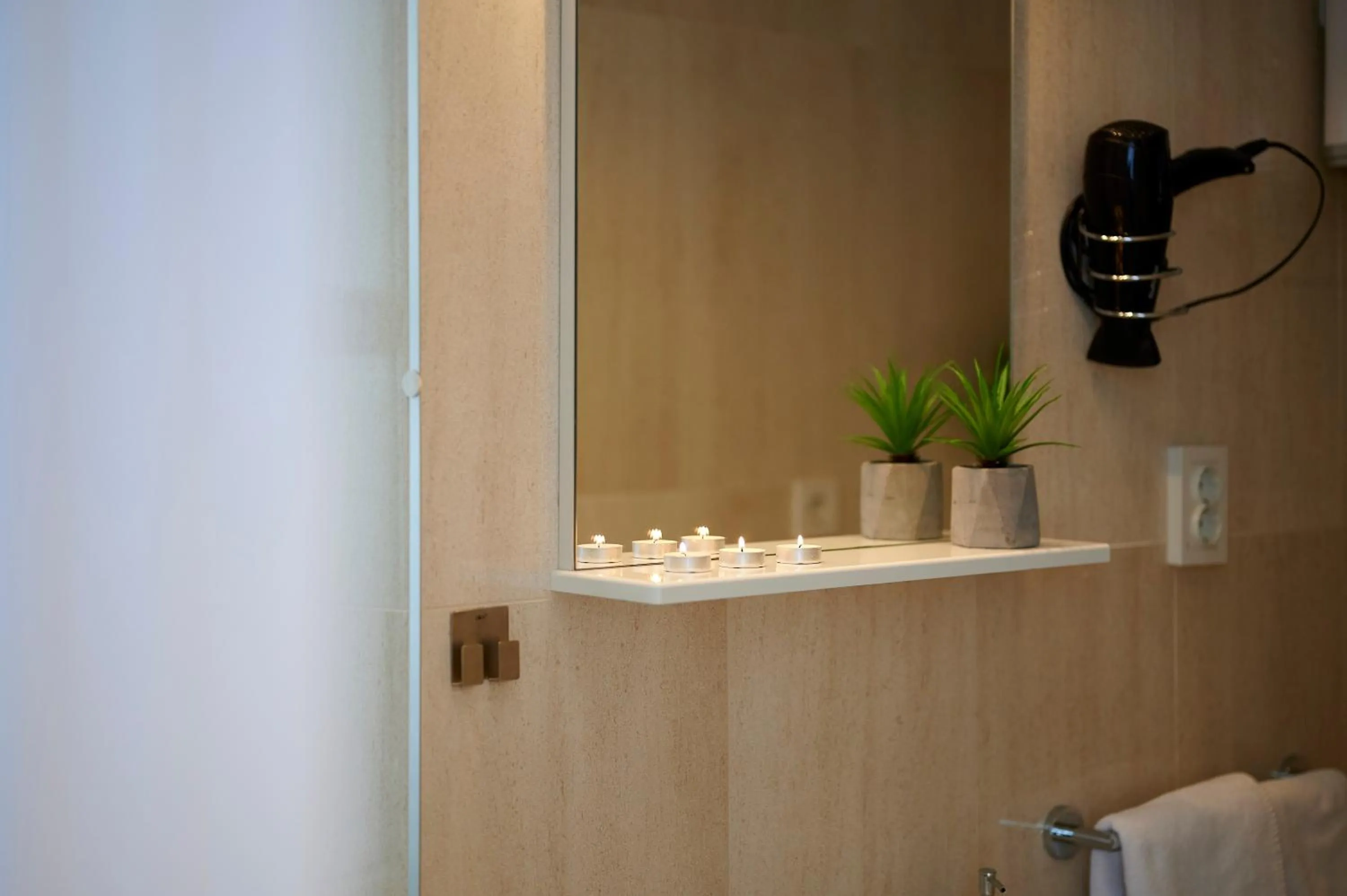 Decorative detail in Palace Central Square