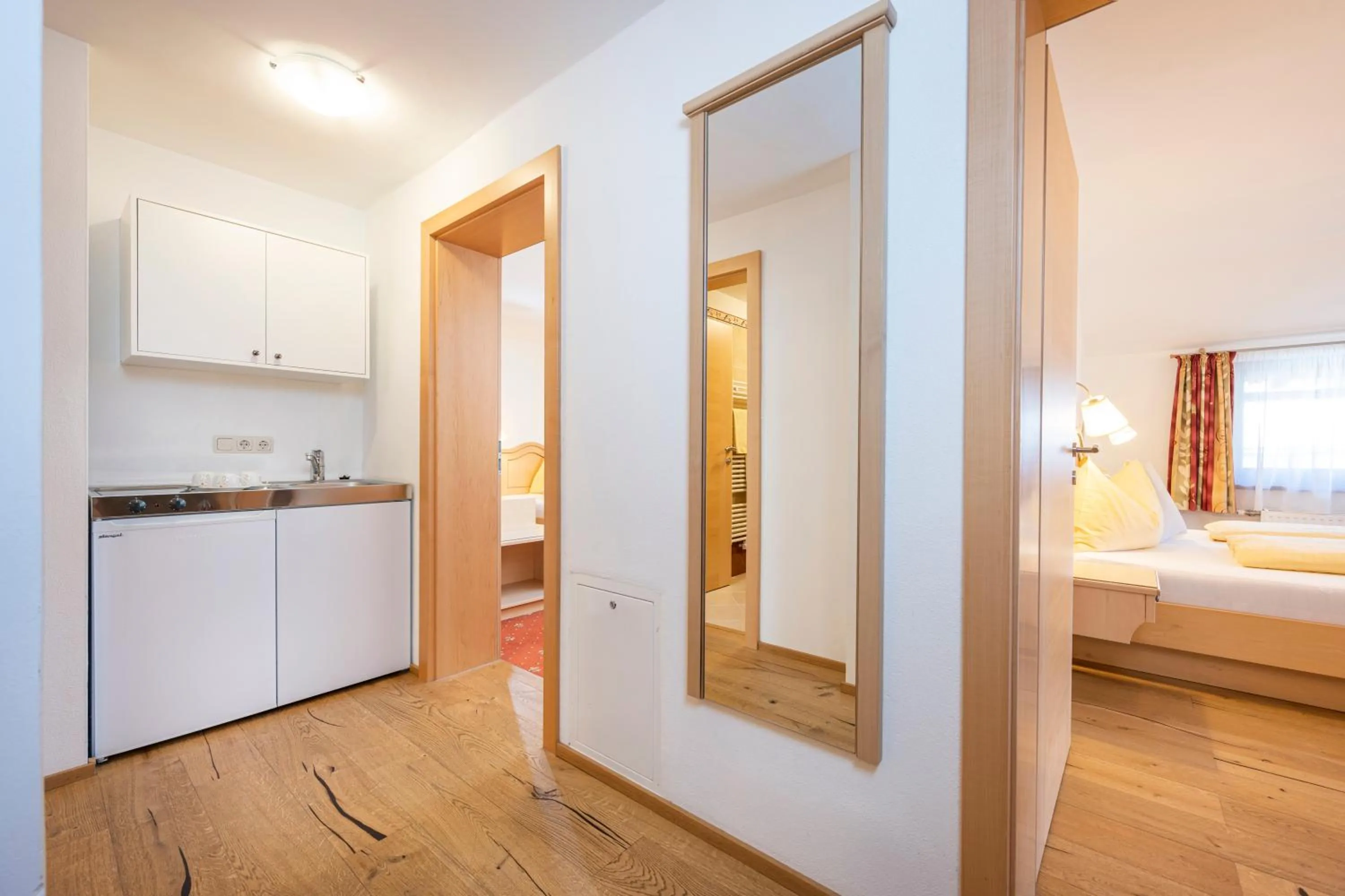 Kitchen or kitchenette, Bed in Gasthof Kleefeld