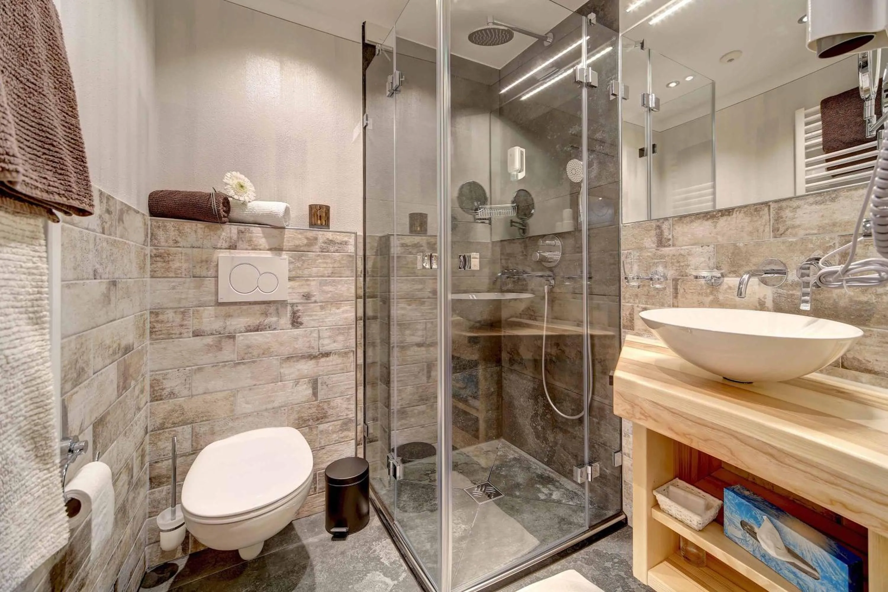 Bathroom in Hotel Hirschenstein