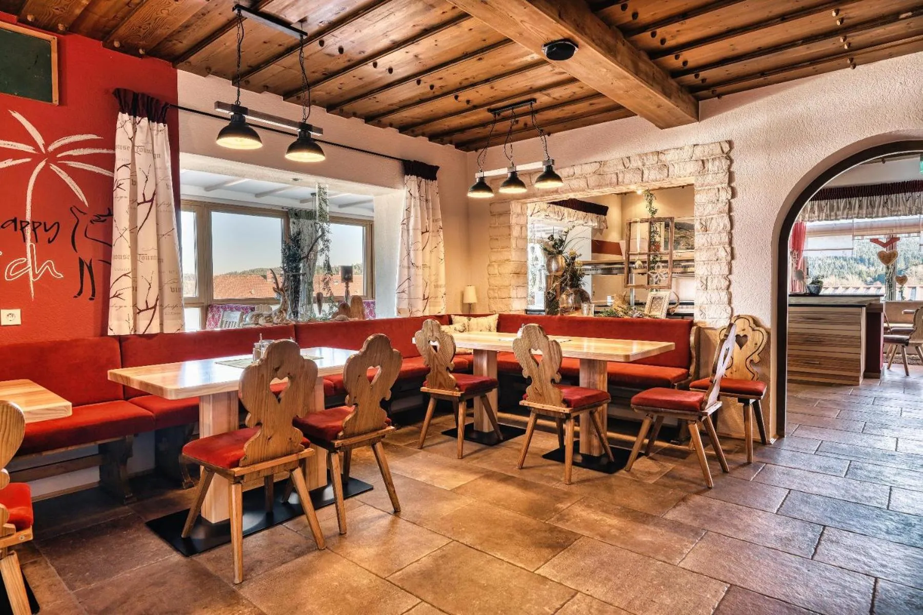 Restaurant/places to eat in Hotel Hirschenstein