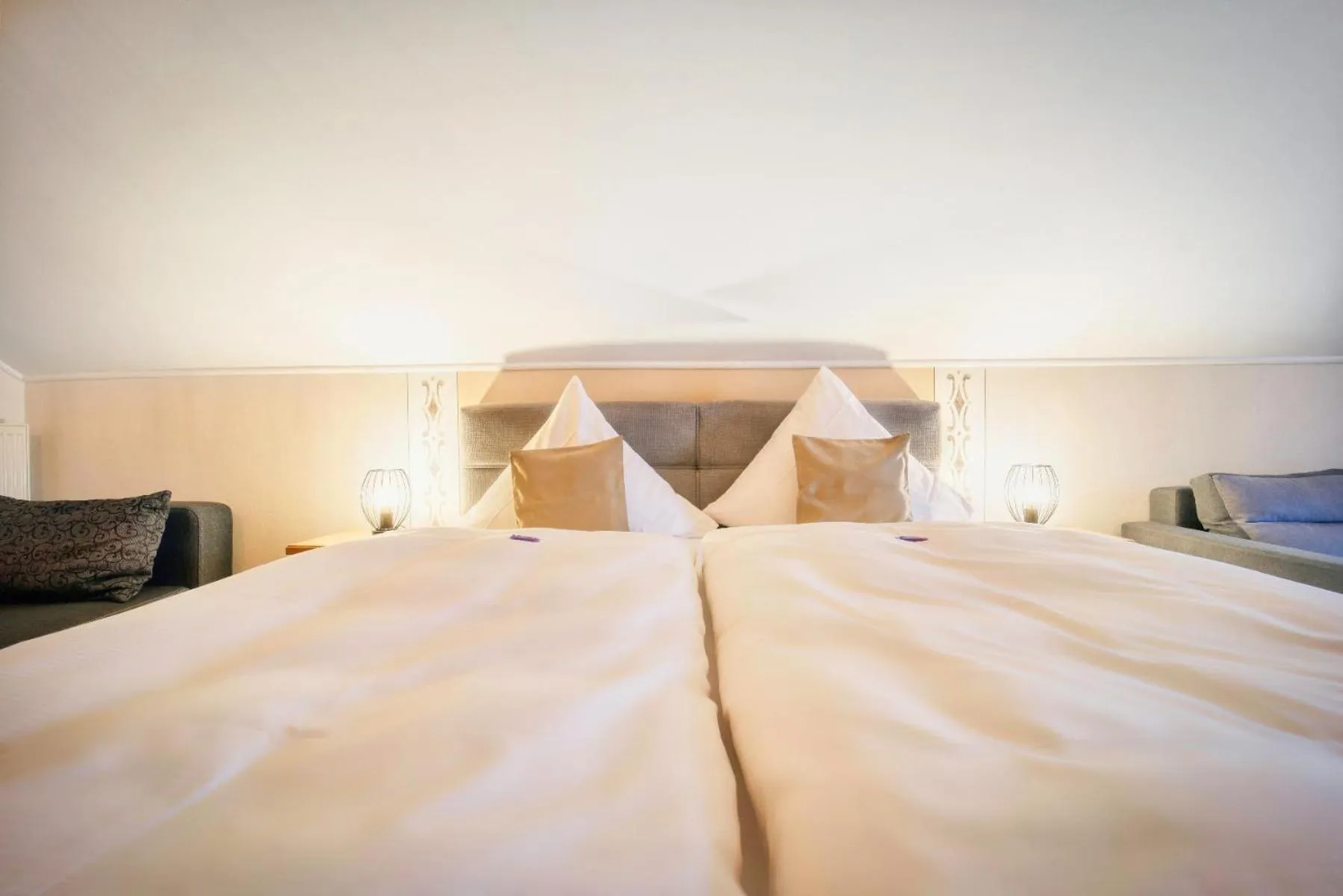 Bedroom, Bed in Hotel Hirschenstein