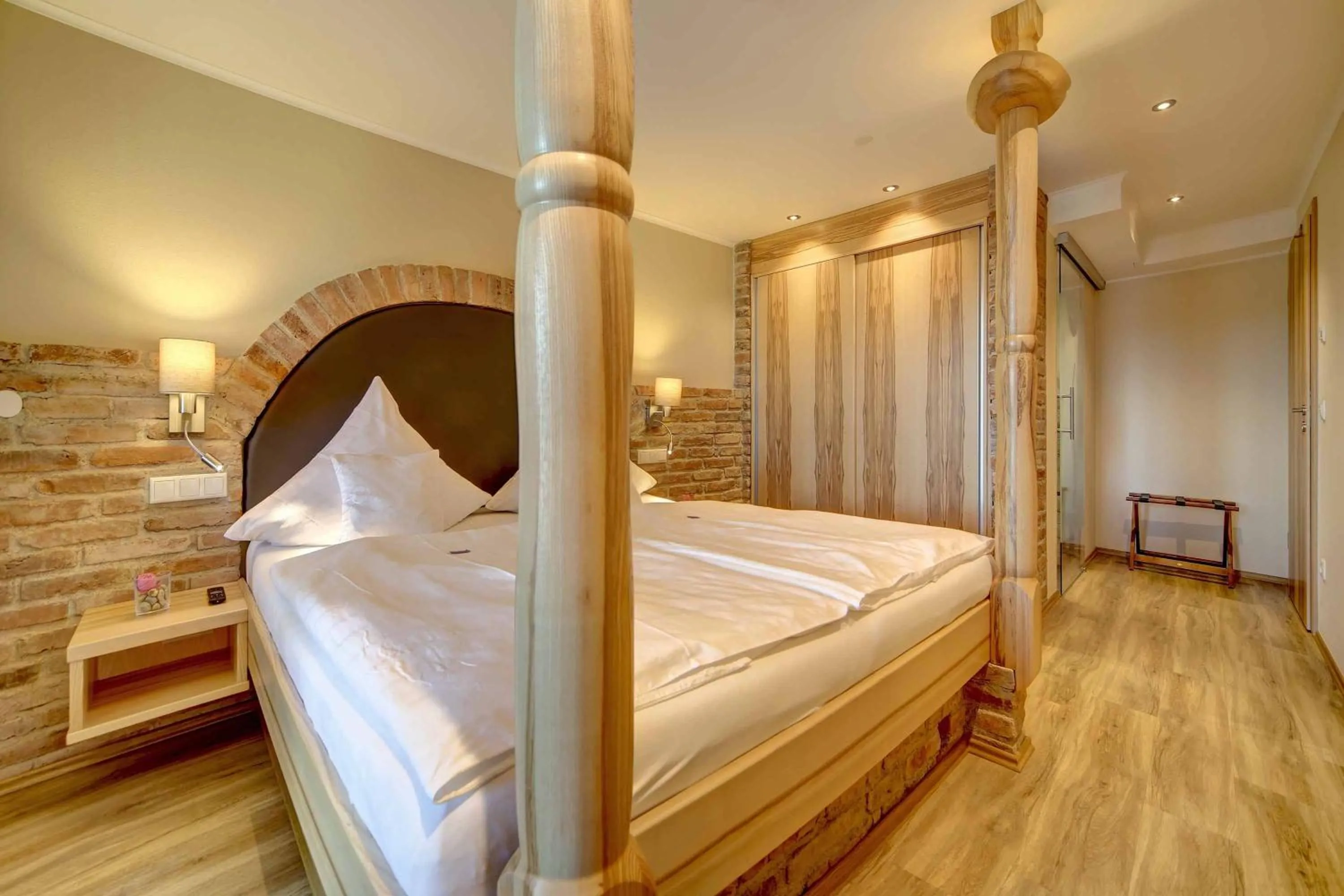 Bedroom, Bed in Hotel Hirschenstein