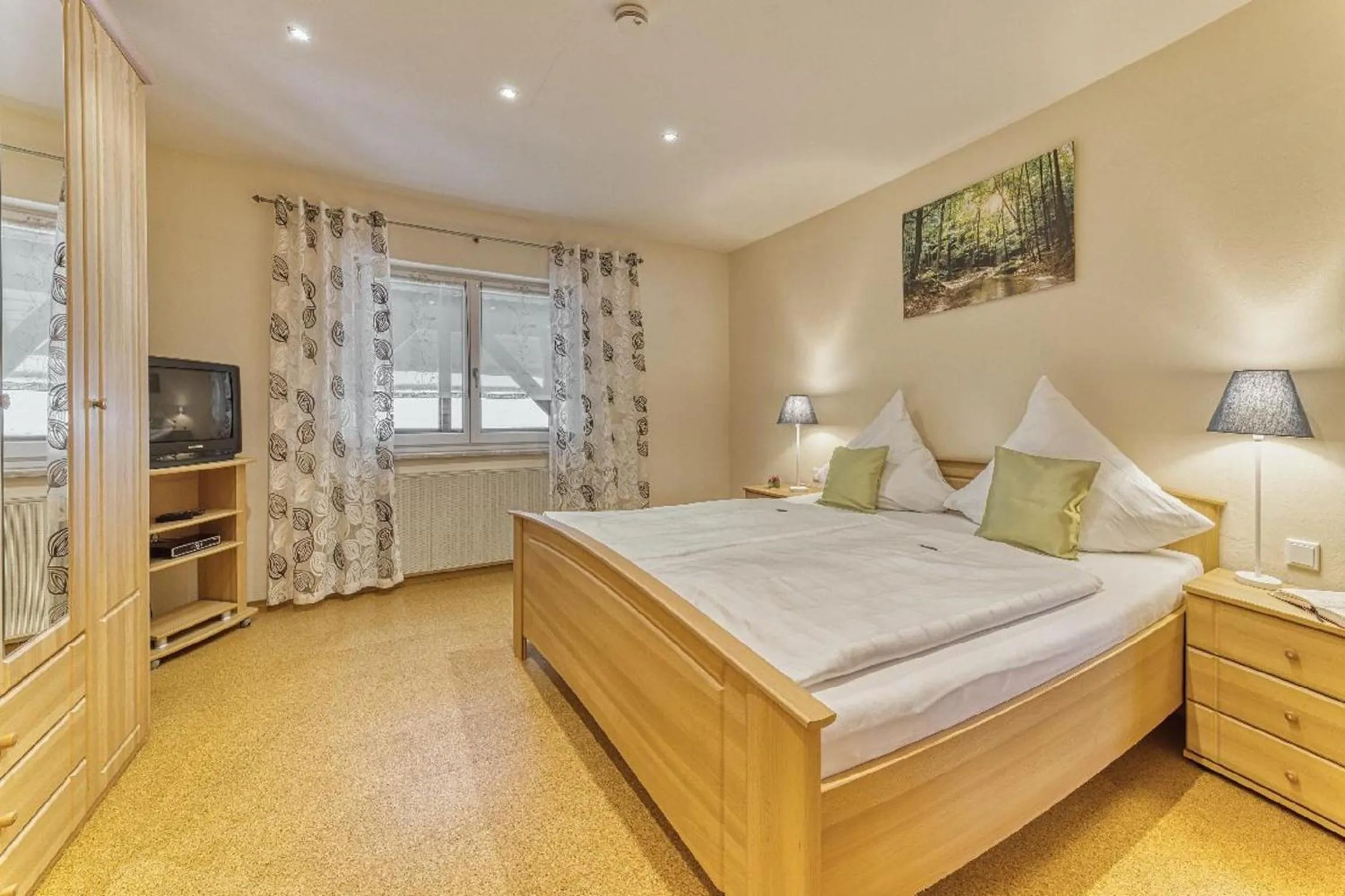 Bed in Hotel Hirschenstein