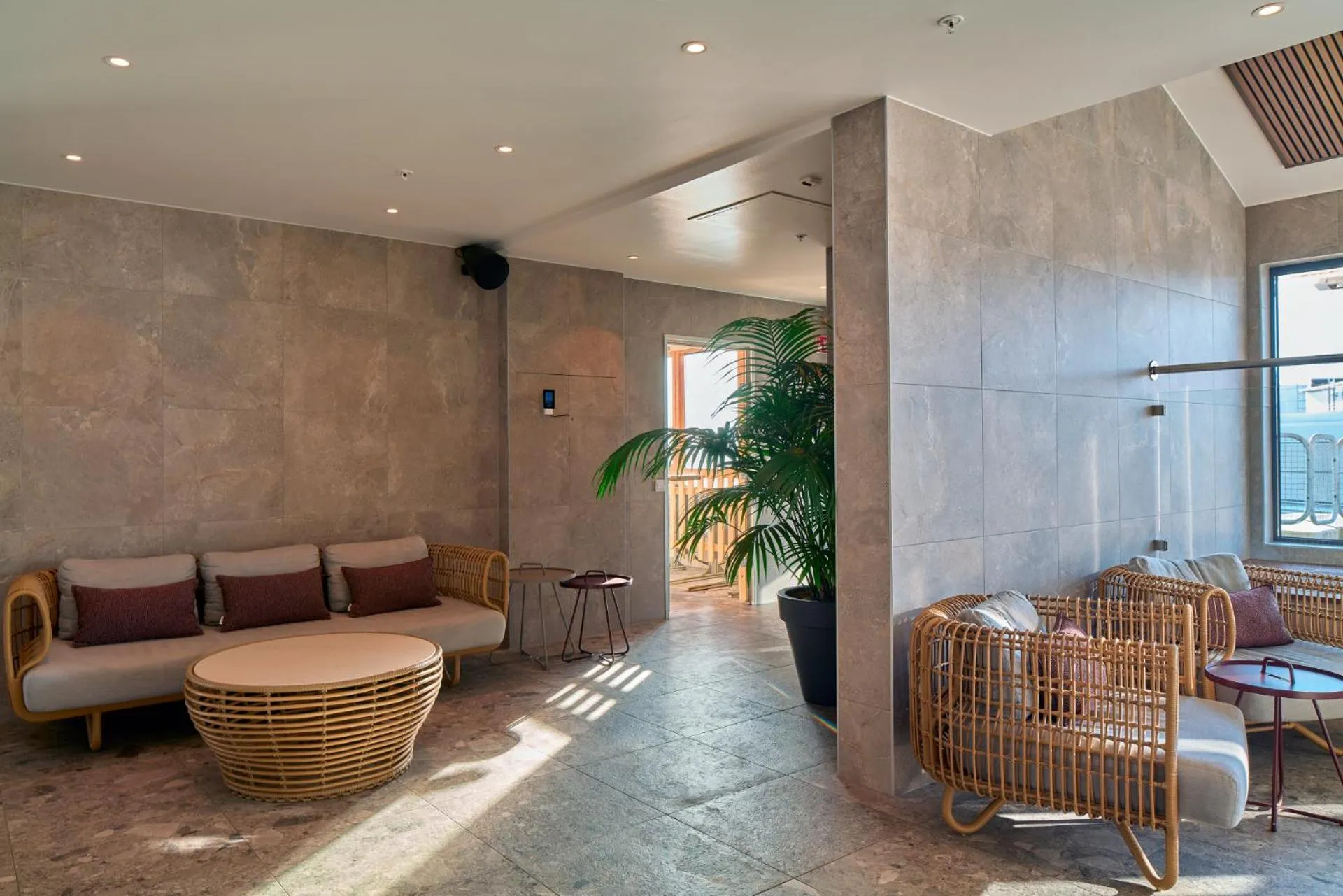 Hot Tub in Scandic Crown