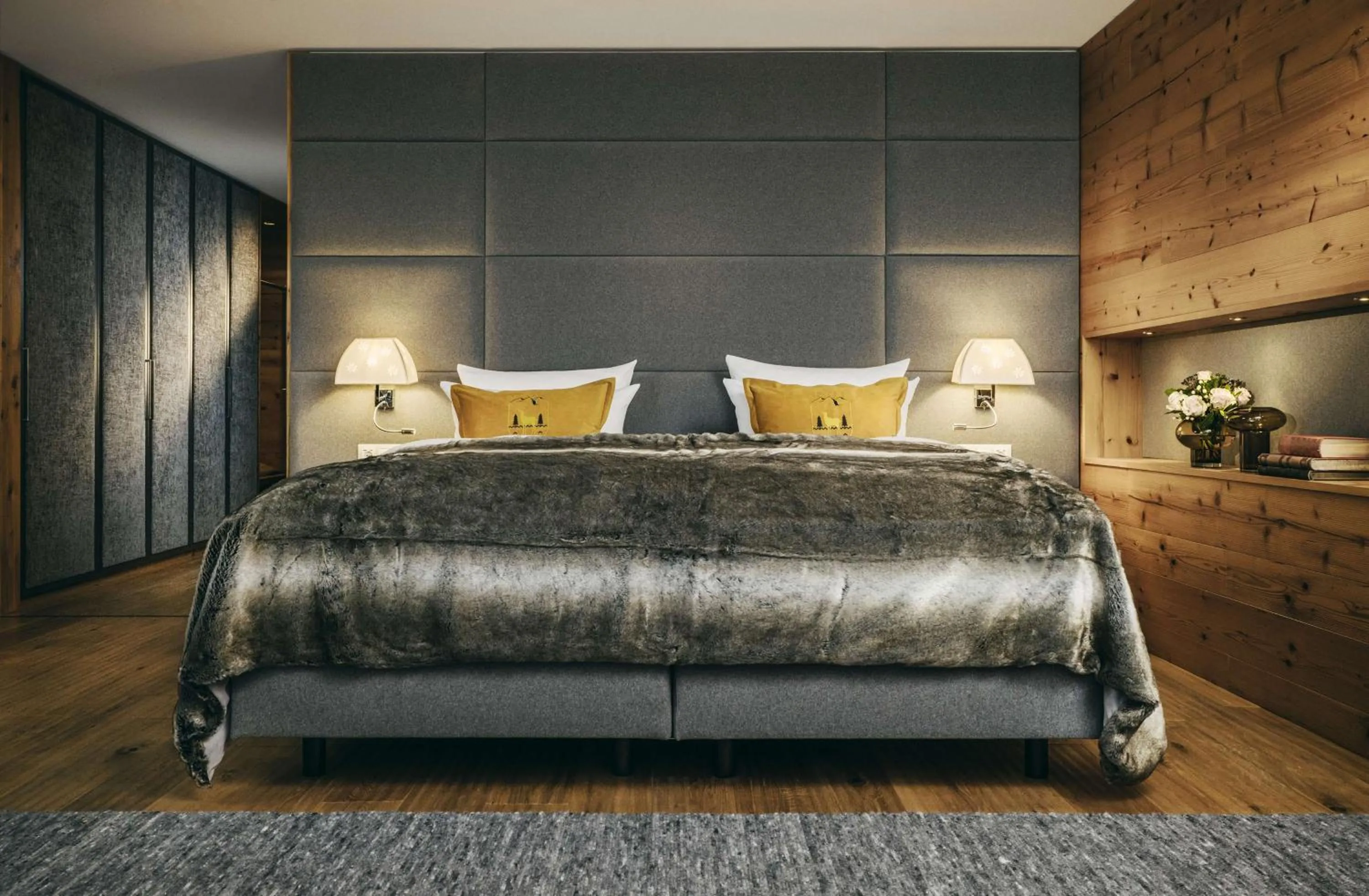 TV and multimedia, Bed in Grand Tirolia Kitzbühel - Member of Hommage Luxury Hotels Collection