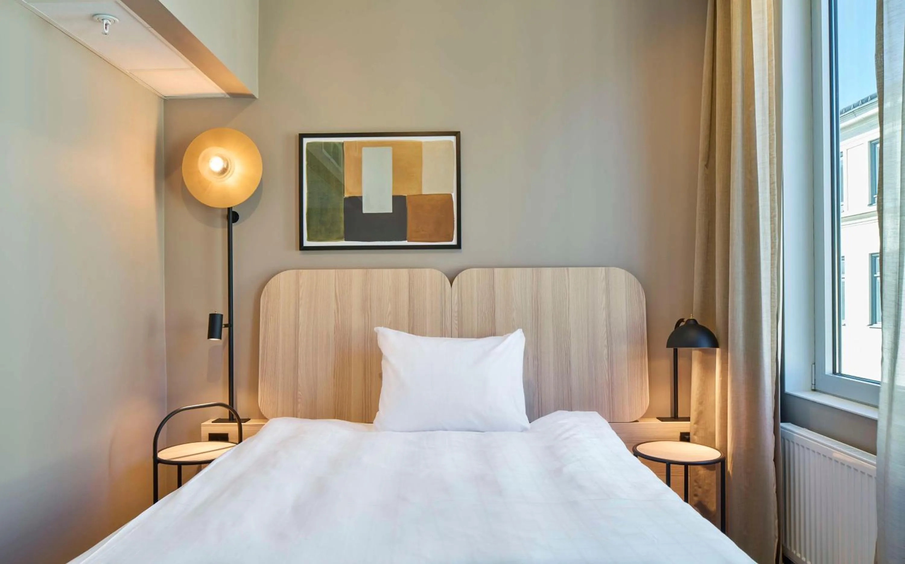 Bedroom, Bed in Scandic Wallin