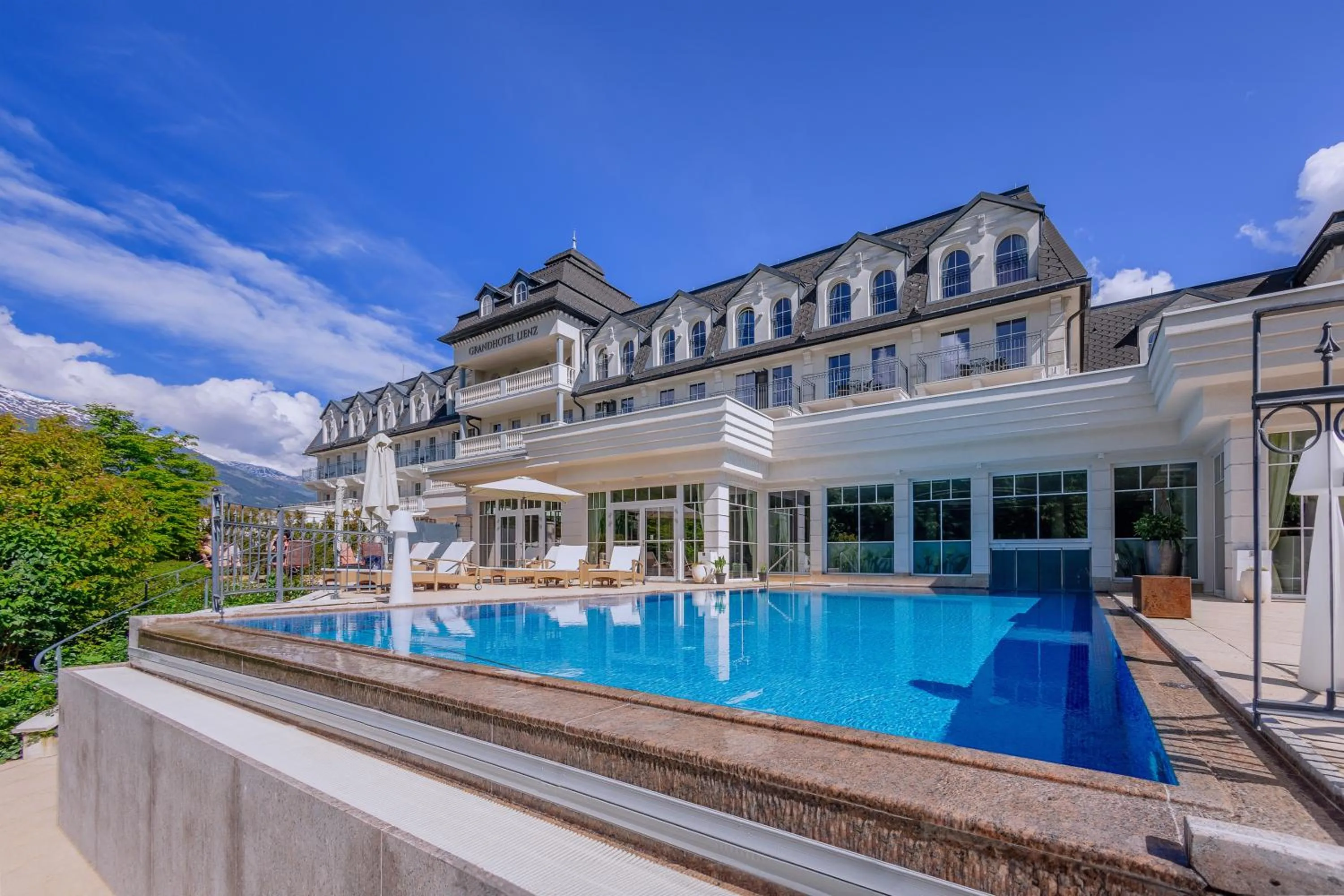 Swimming pool in Grandhotel Lienz Business-Wellness & Gourmet