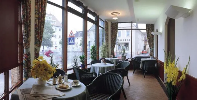 Restaurant/places to eat in Hotel Goldener Hirsch