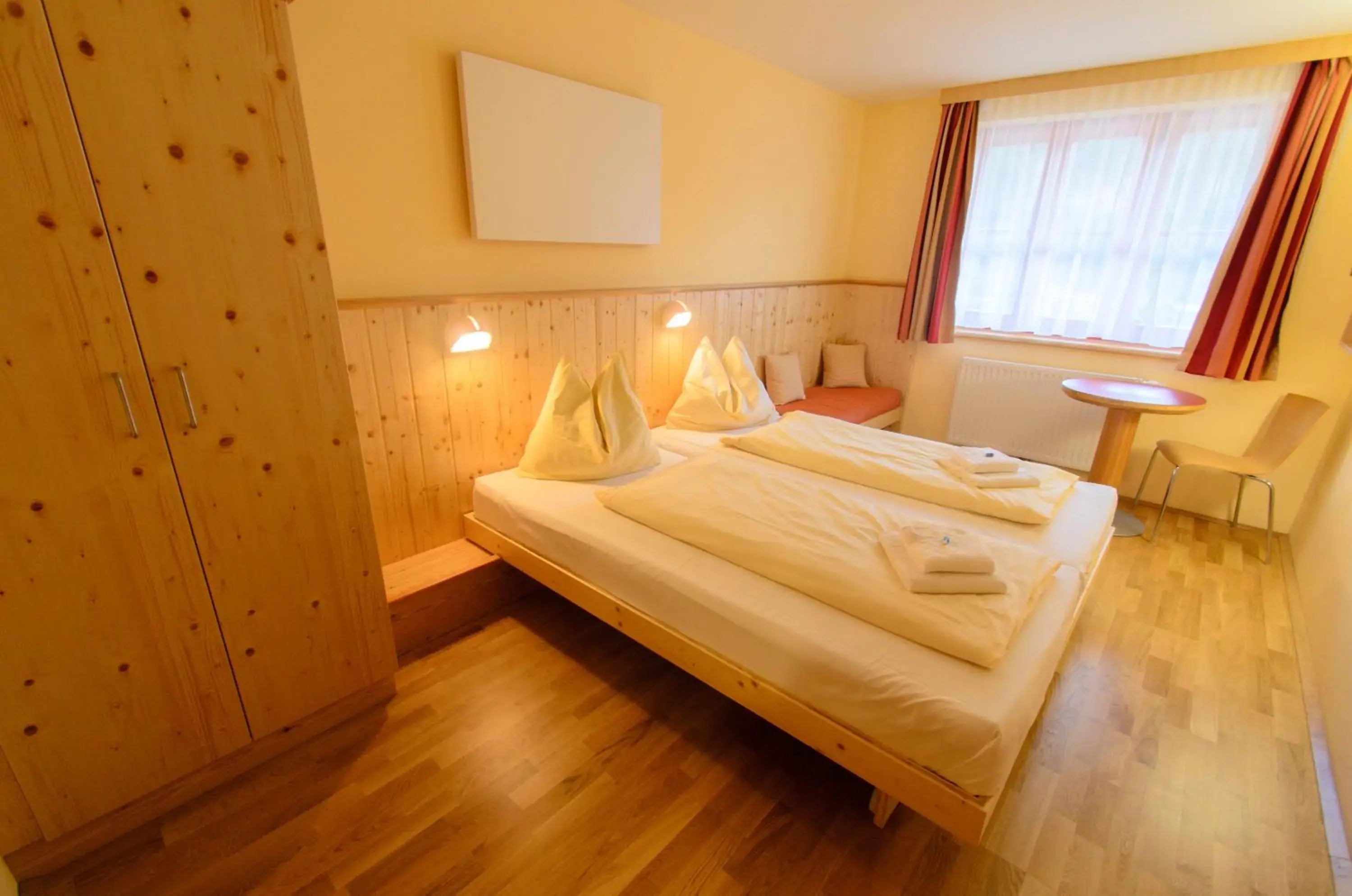 Family Room with 2 bedrooms in JUFA Hotel Donnersbachwald Family Room with 2 bedrooms in JUFA Hotel Donnersbachwald