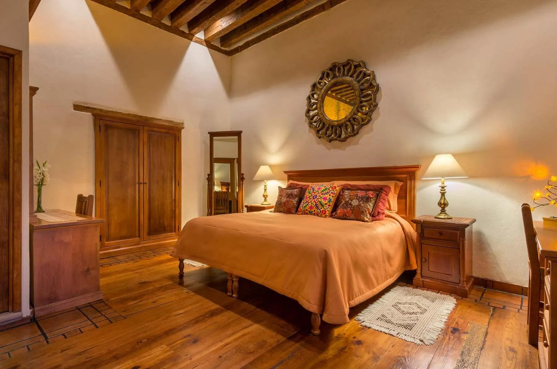 Photo of the whole room, Bed in Hotel Casa del Naranjo