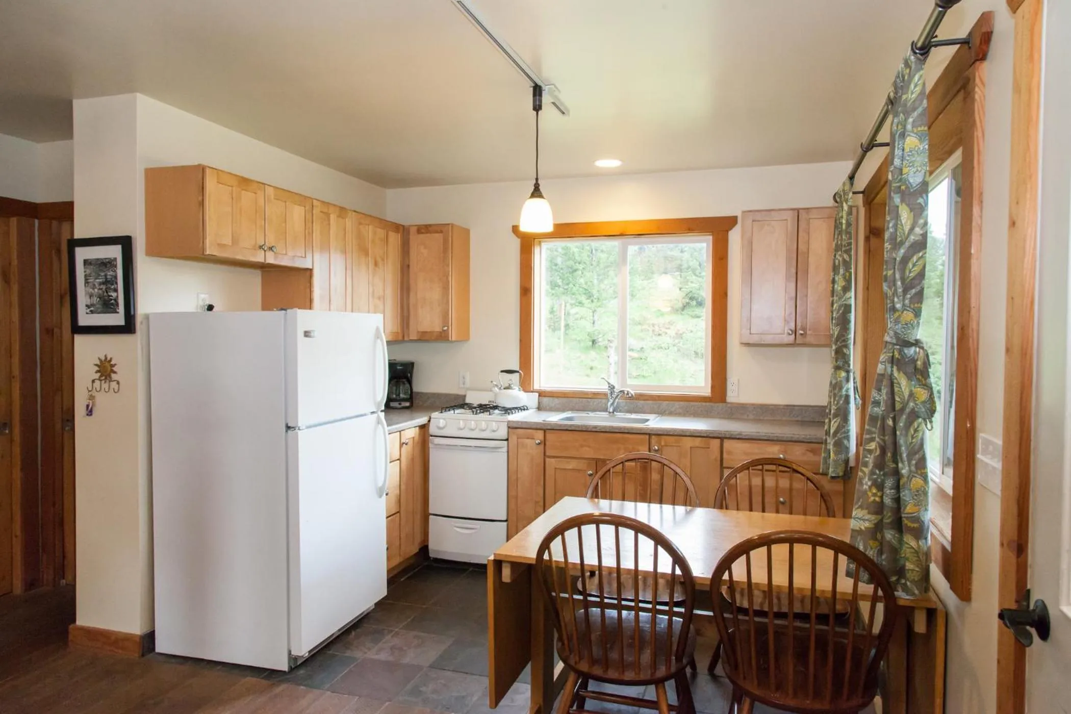 Kitchen or kitchenette in Homestake Lodge