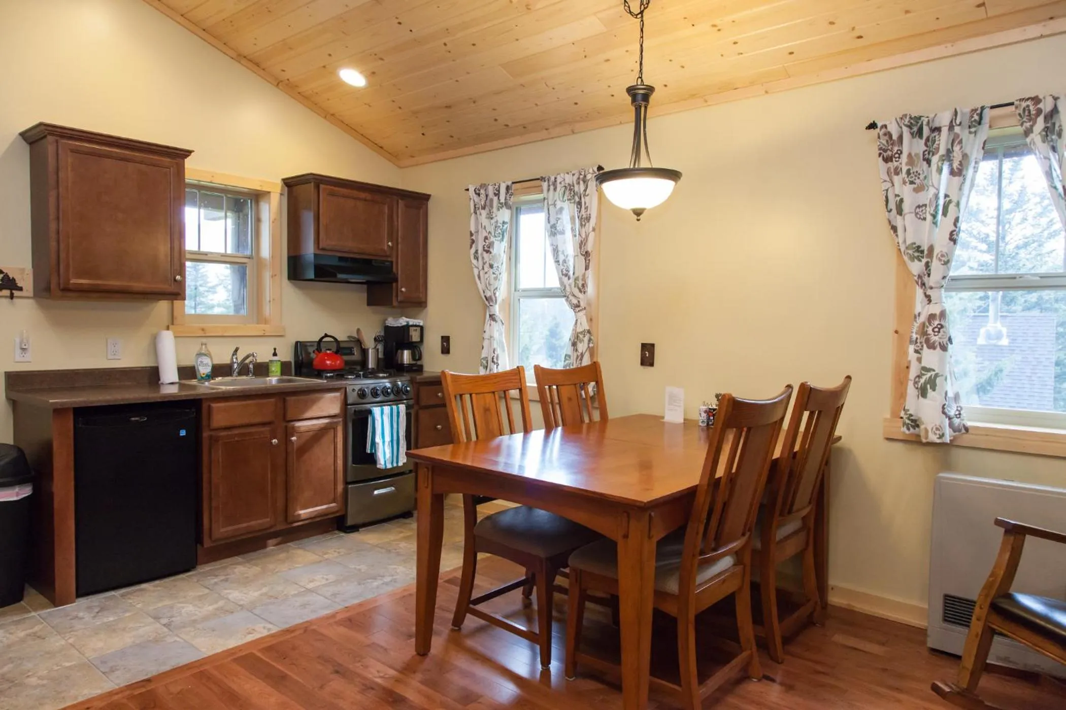 Dining area in Homestake Lodge