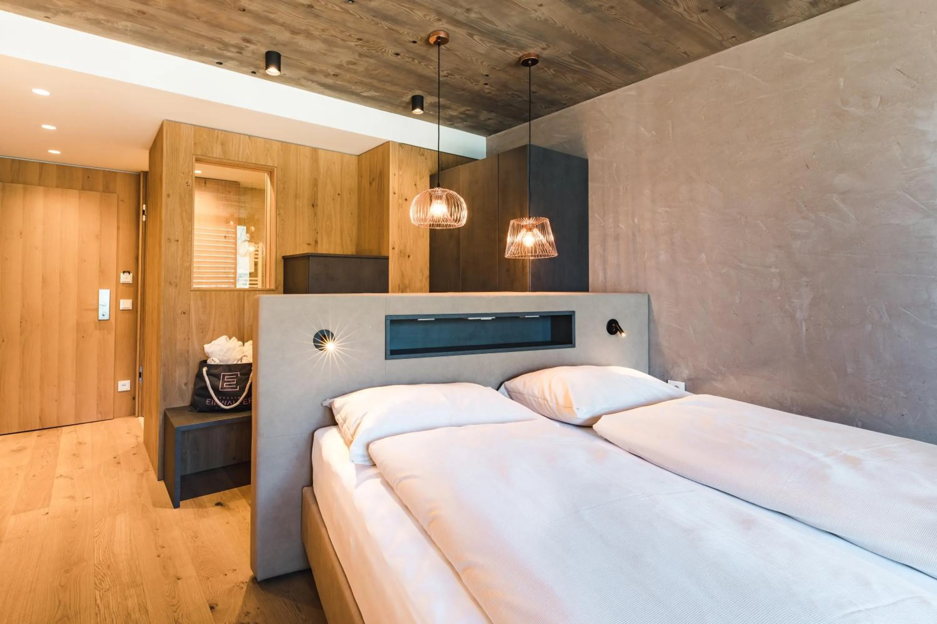 Staff, Bed in Seehotel Einwaller - adults only