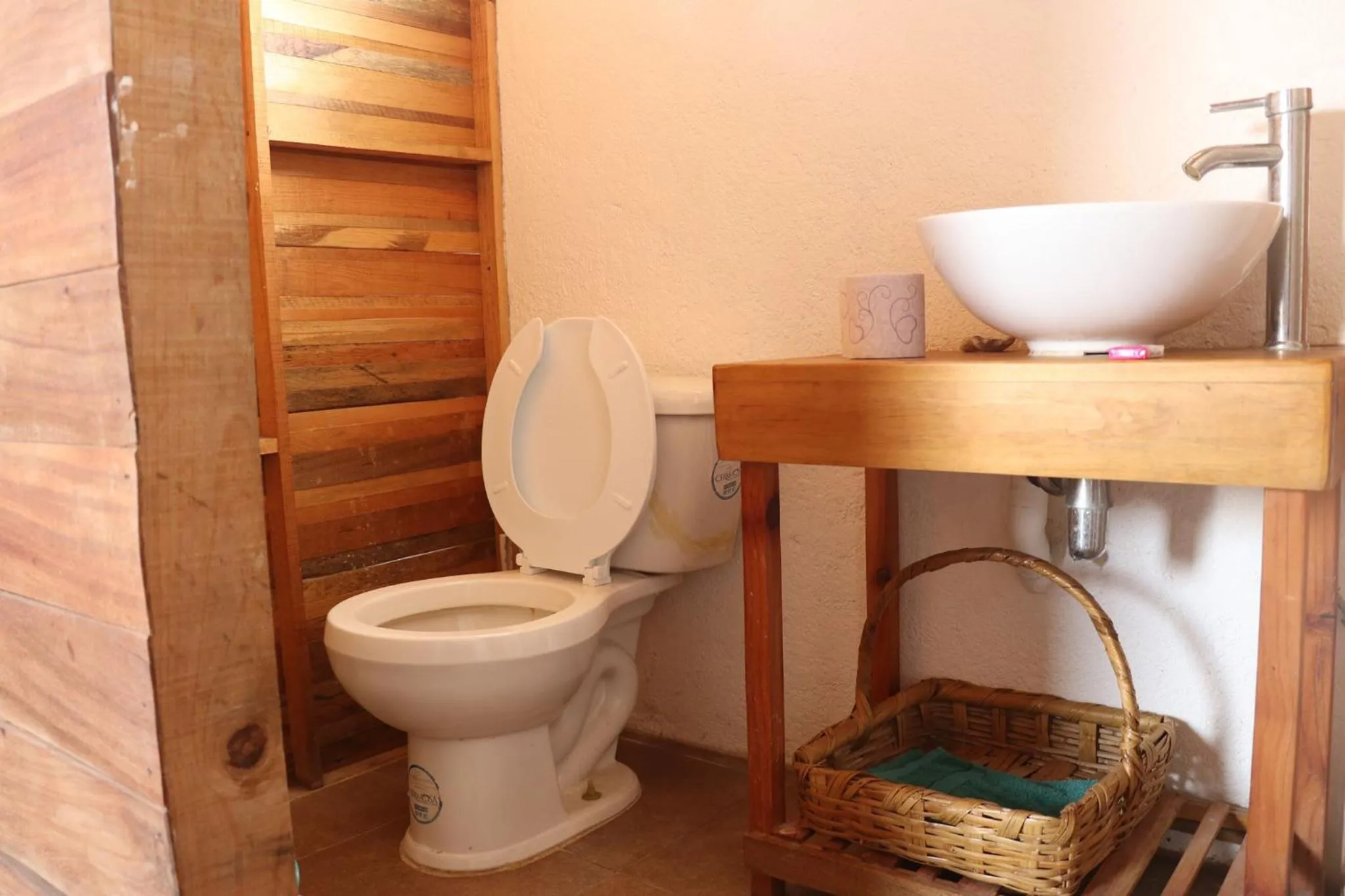 Double Room with Private Bathroom in Cafe Maya - Casa Acalli