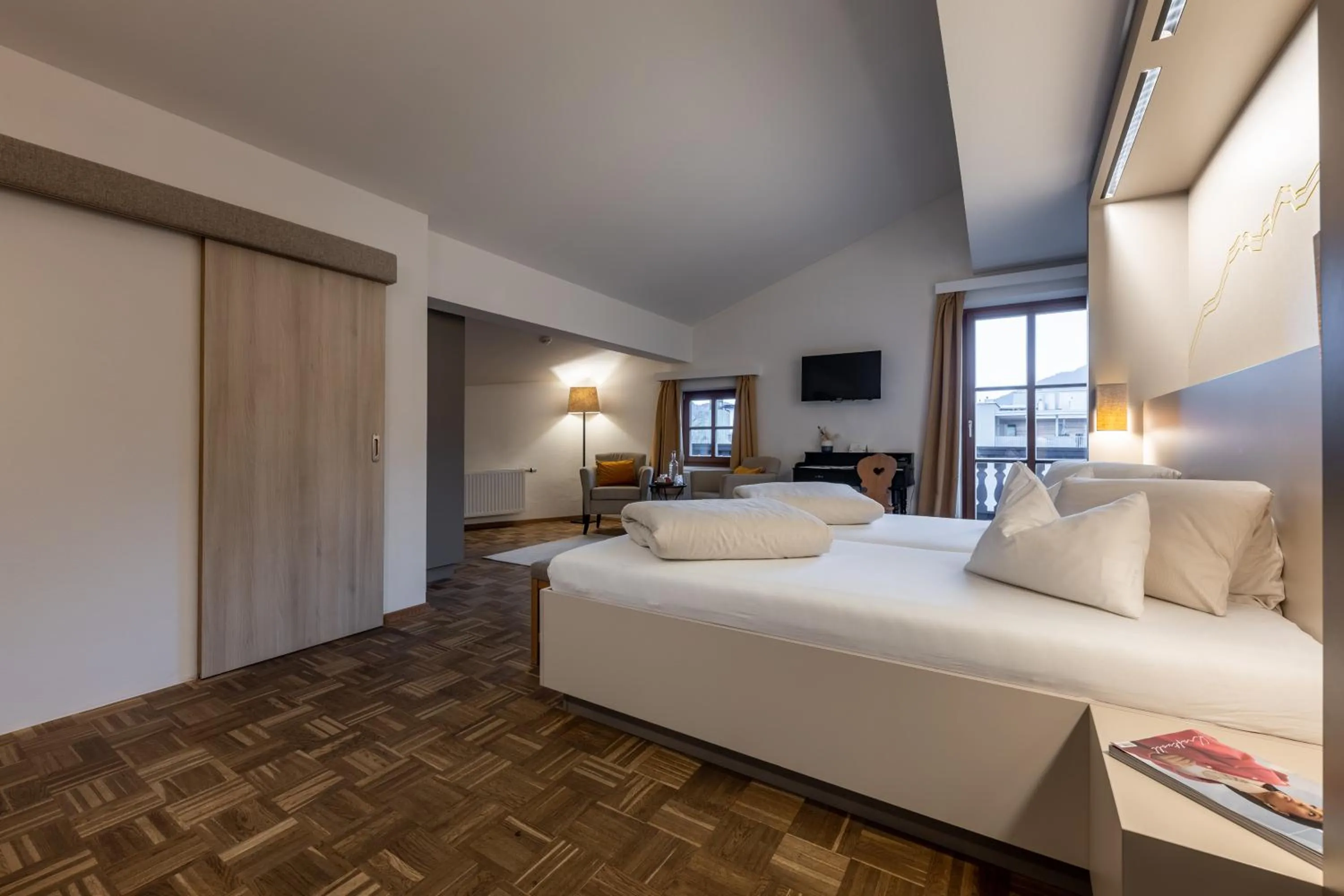 Photo of the whole room, Bed in Hotel Wirtshaus Post