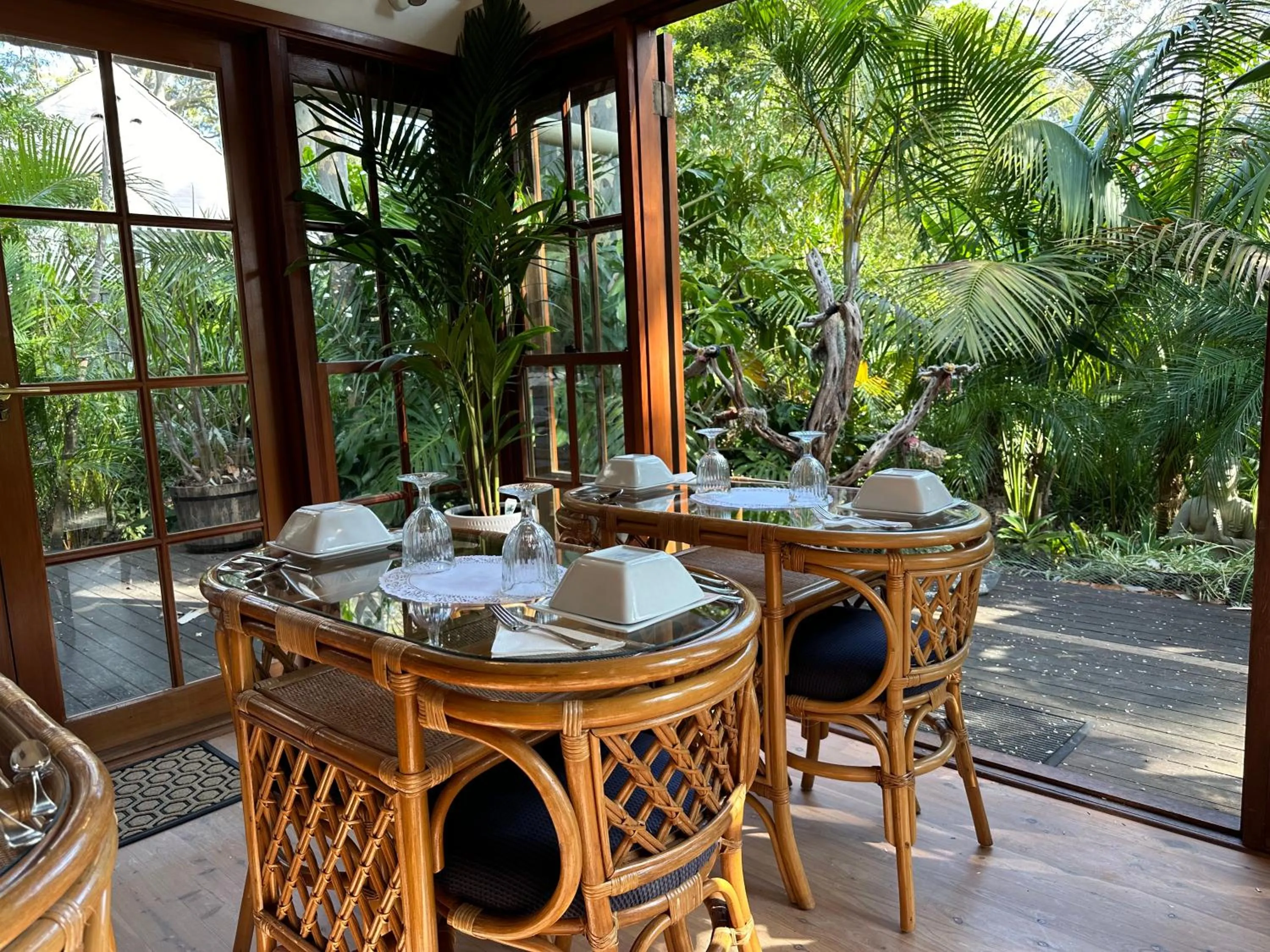 Breakfast in Palm Beach Bed & Breakfast